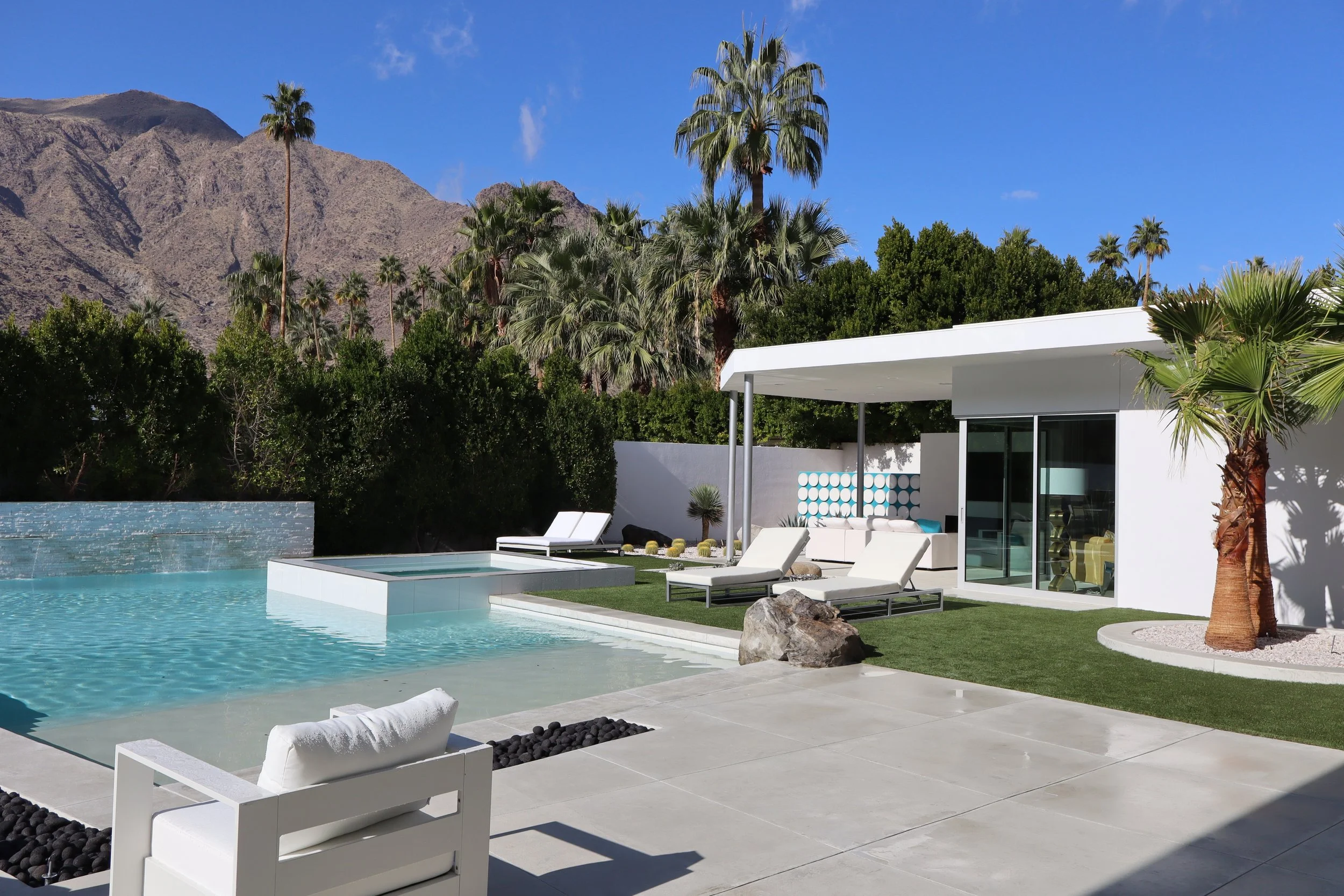 Five HOT New Listings in Palm Springs