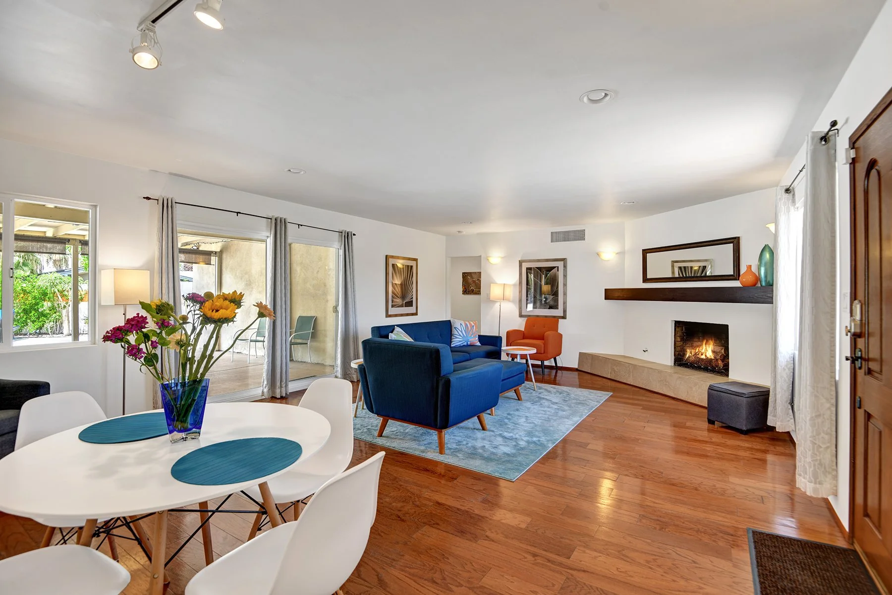 DINING TO LIVING MLS.jpg