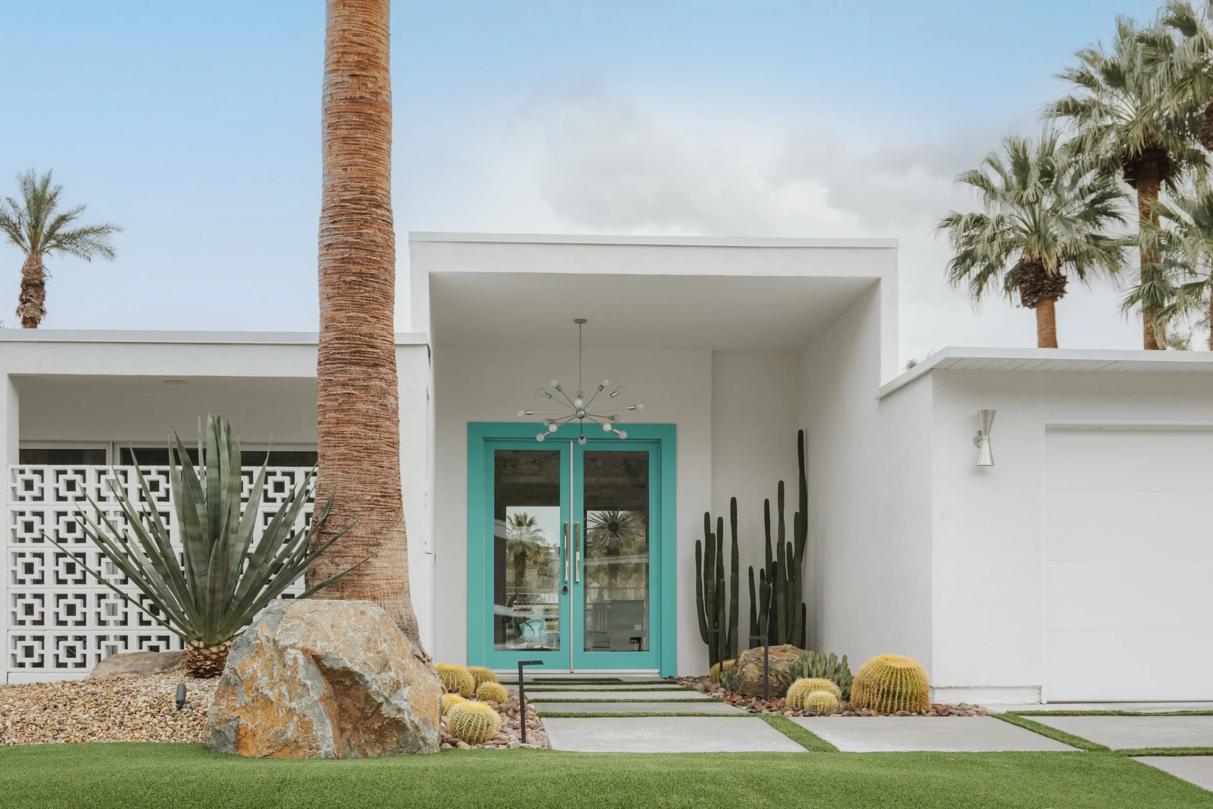 Five Hot New Listings in Palm Springs