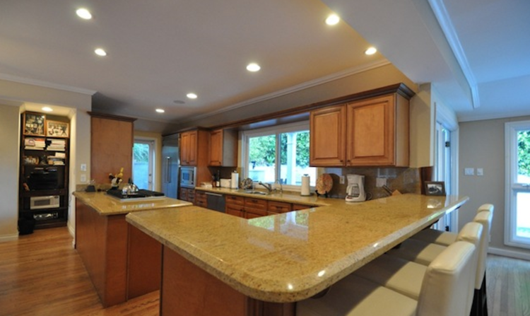 1524 Sunset Plaza Drive, Los Angeles 90069