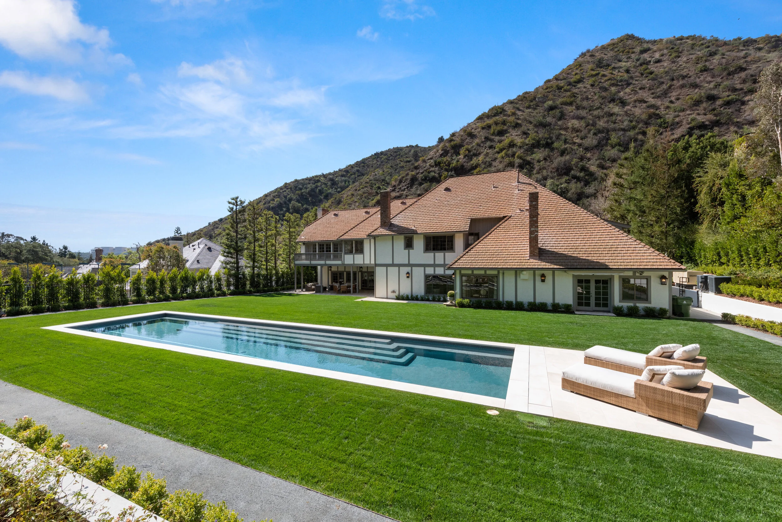 Michelle OliverMichelle Oliver Luxury Real Estate