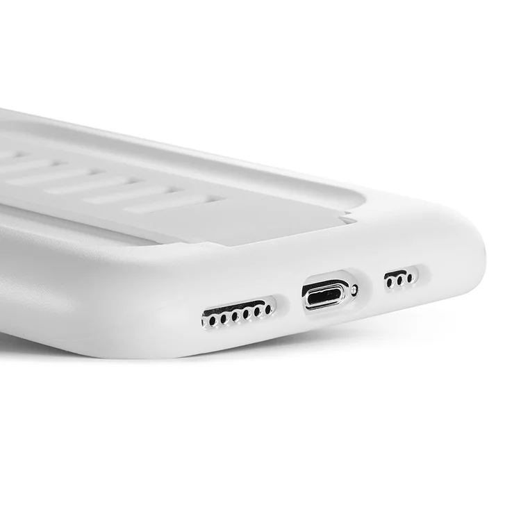 GGA1965BTKICE iPhone 2019 6.5 BOOST Ice_445.jpg
