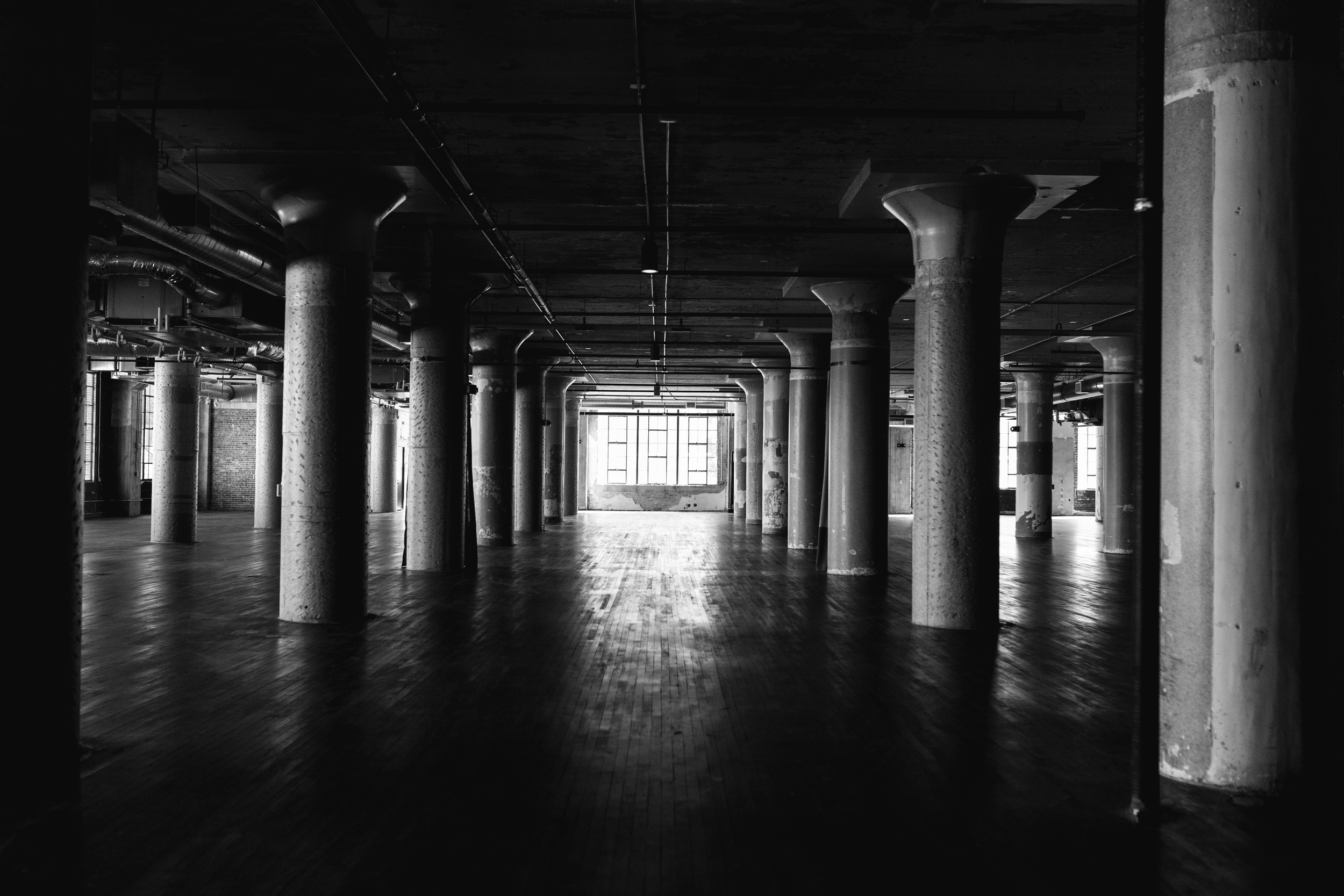I was lucky enough to be able to explore Atlanta's Ponce City Market with the wonderful Stephanie Gough. It is a photographer's dream!!