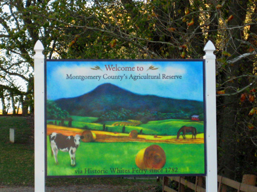 Whites Ferry Welcome Sign In Use