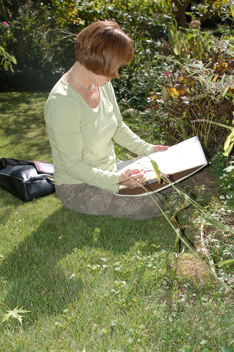 Tina Thieme Brown Sketching