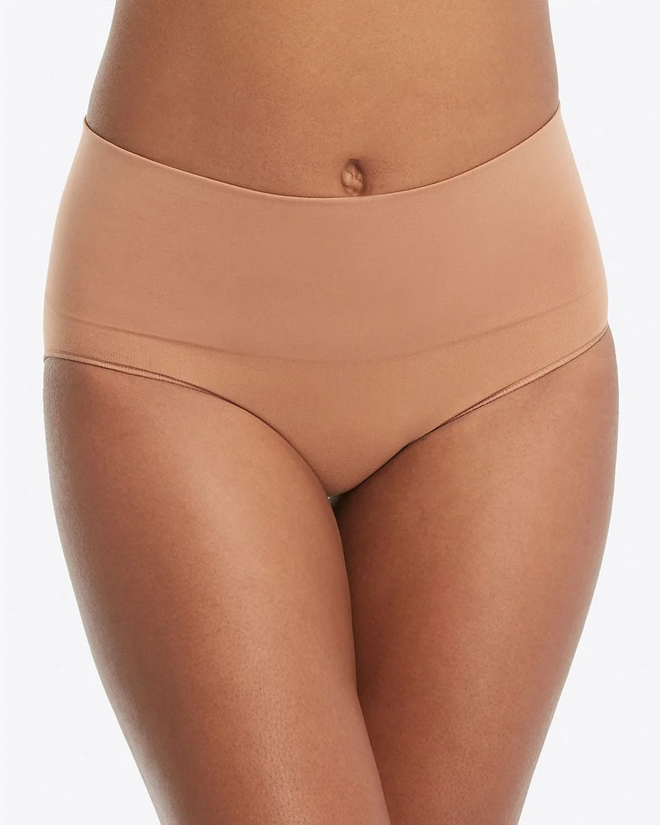 Seamless briefs. Assisted on TOP approval checking for fit consistency from color to color and standardizing how to measure back coverage POM.