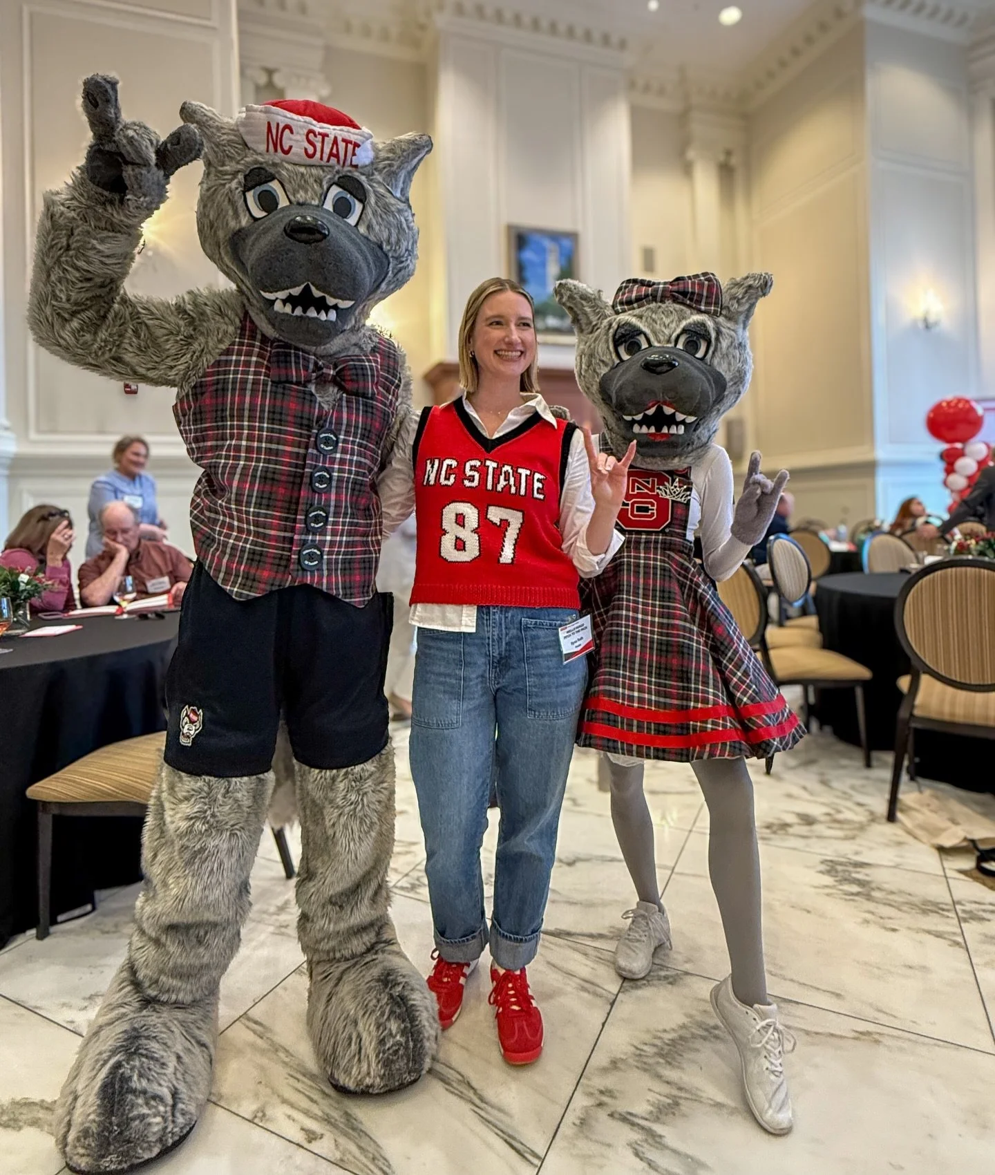 I told Ms &amp; Mr Wuf maybe next year they would be wearing my knitting 🤞🏻

Total knitting time for the NC State jersey was 49 hours! 

The styling is based on the @packwomensbball jersey, with the number 87 for the year the school was founded 

P