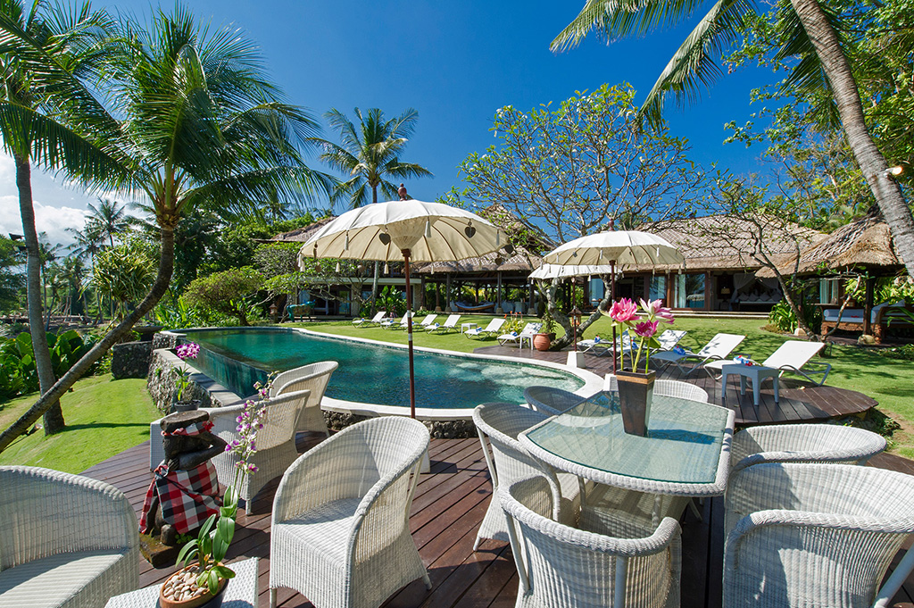 Sungai-Tinggi-Beach-Villa-Poolside-in-the-afternoon.jpg