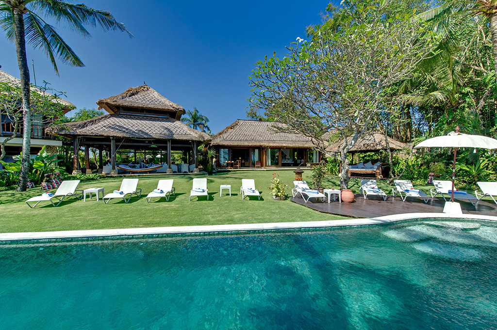 Sungai-Tinggi-Beach-Villa-Villa-and-lawn-from-pool.jpg