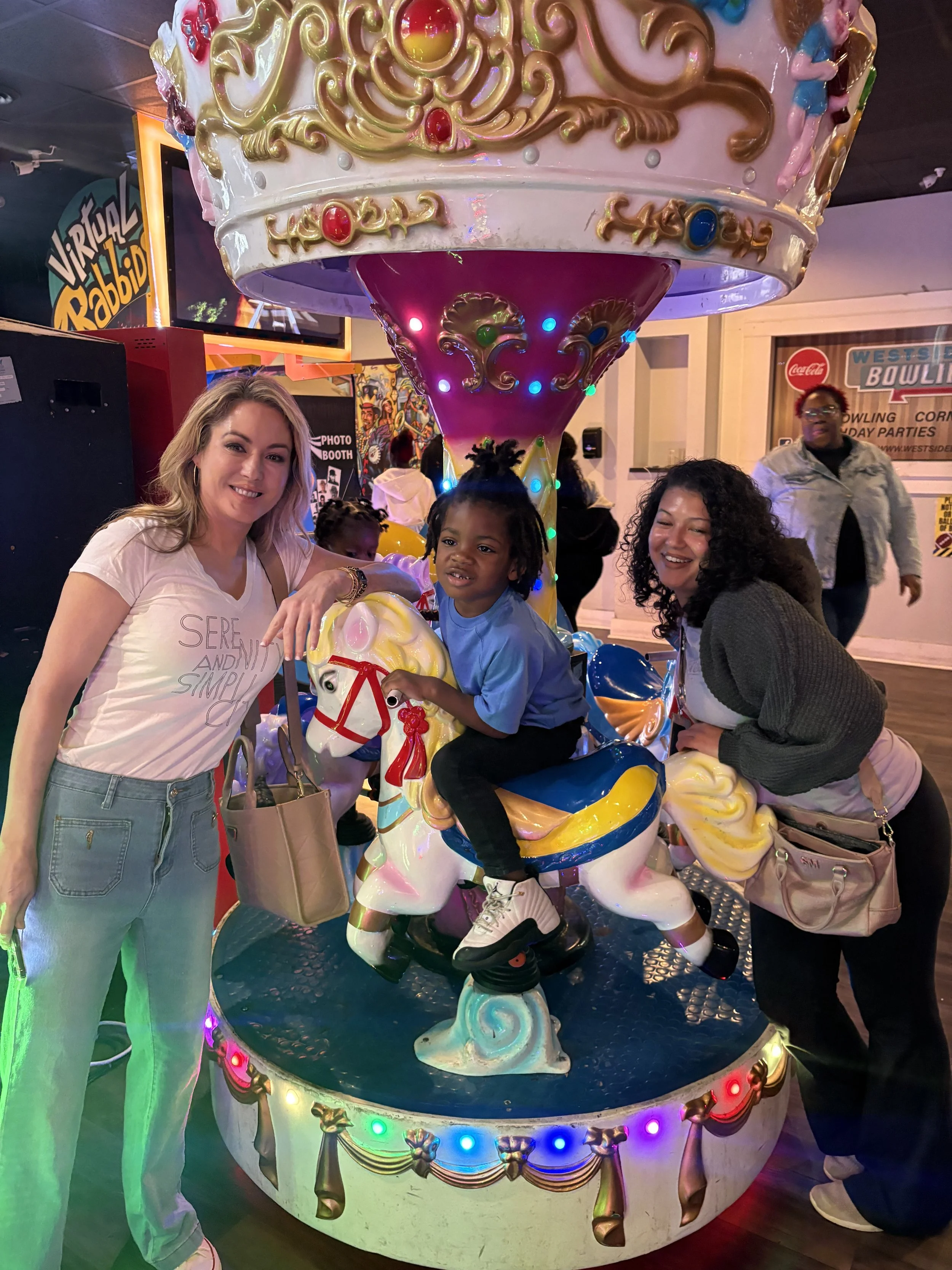 Sideline Pass Field Trip: Bringing Joy, Pizza, and Surprises to Local Families!