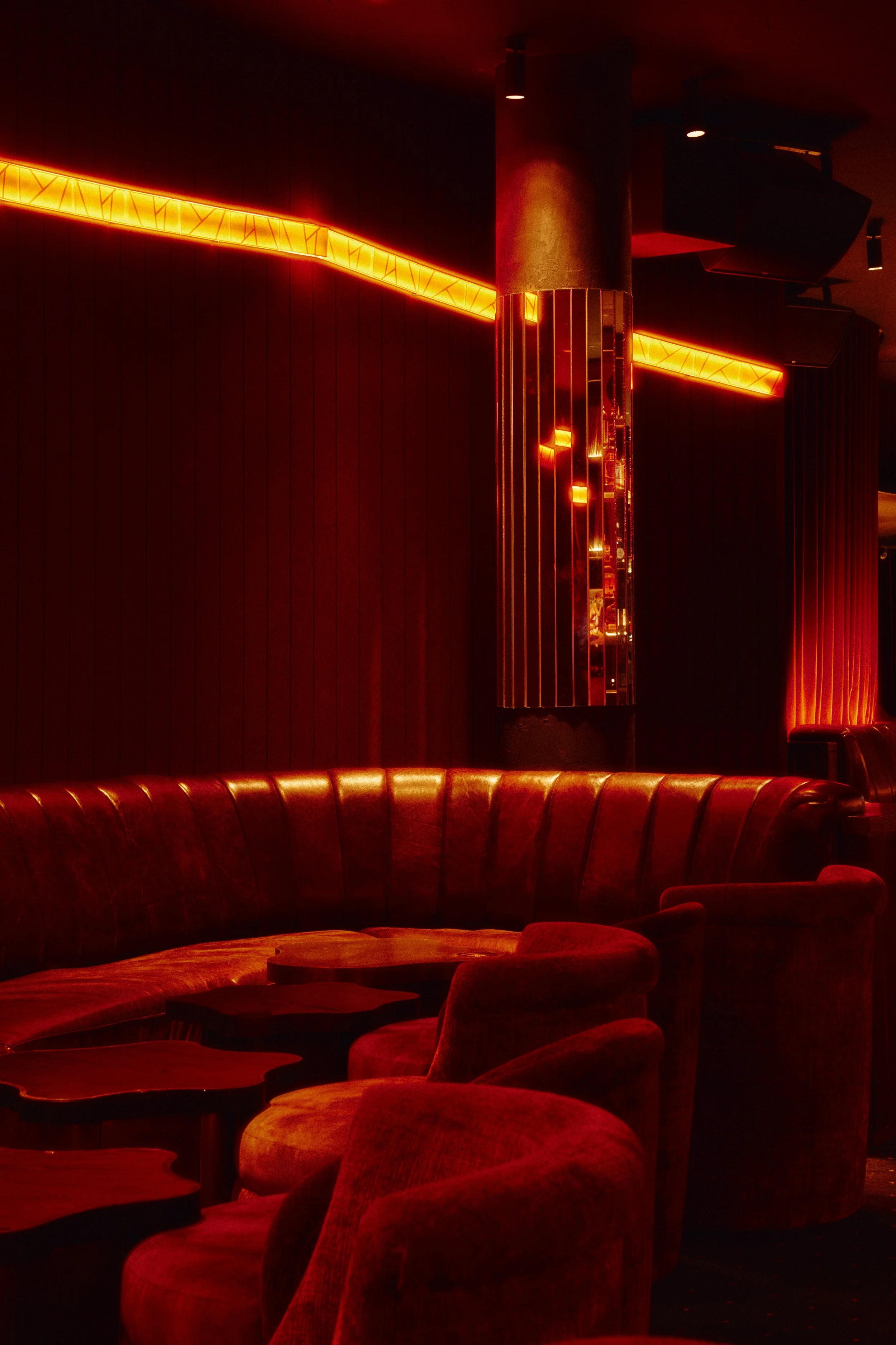1979   |   Interior Architecture and Design by STUDIO ISGRO