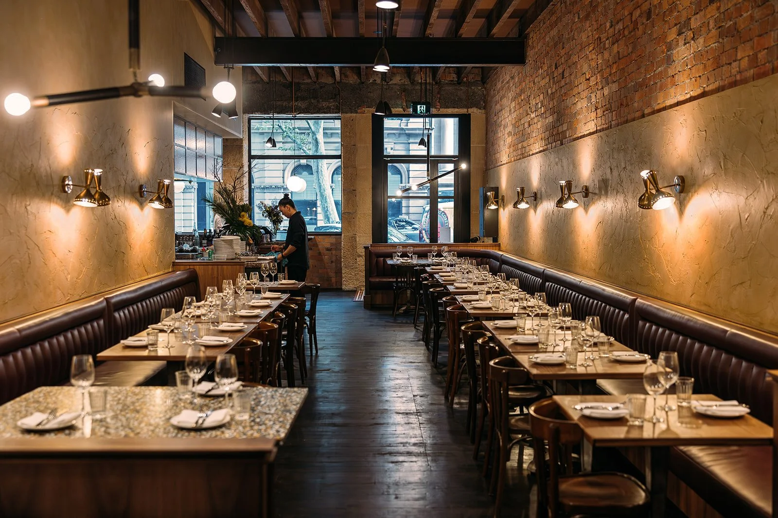 Bistro Penny   |   Interior Architecture and Design by STUDIO ISGRO