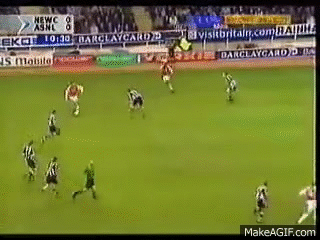 Dennis_Bergkamp_Arsenal_Vs_Newcastle_Amazing_goal.gif