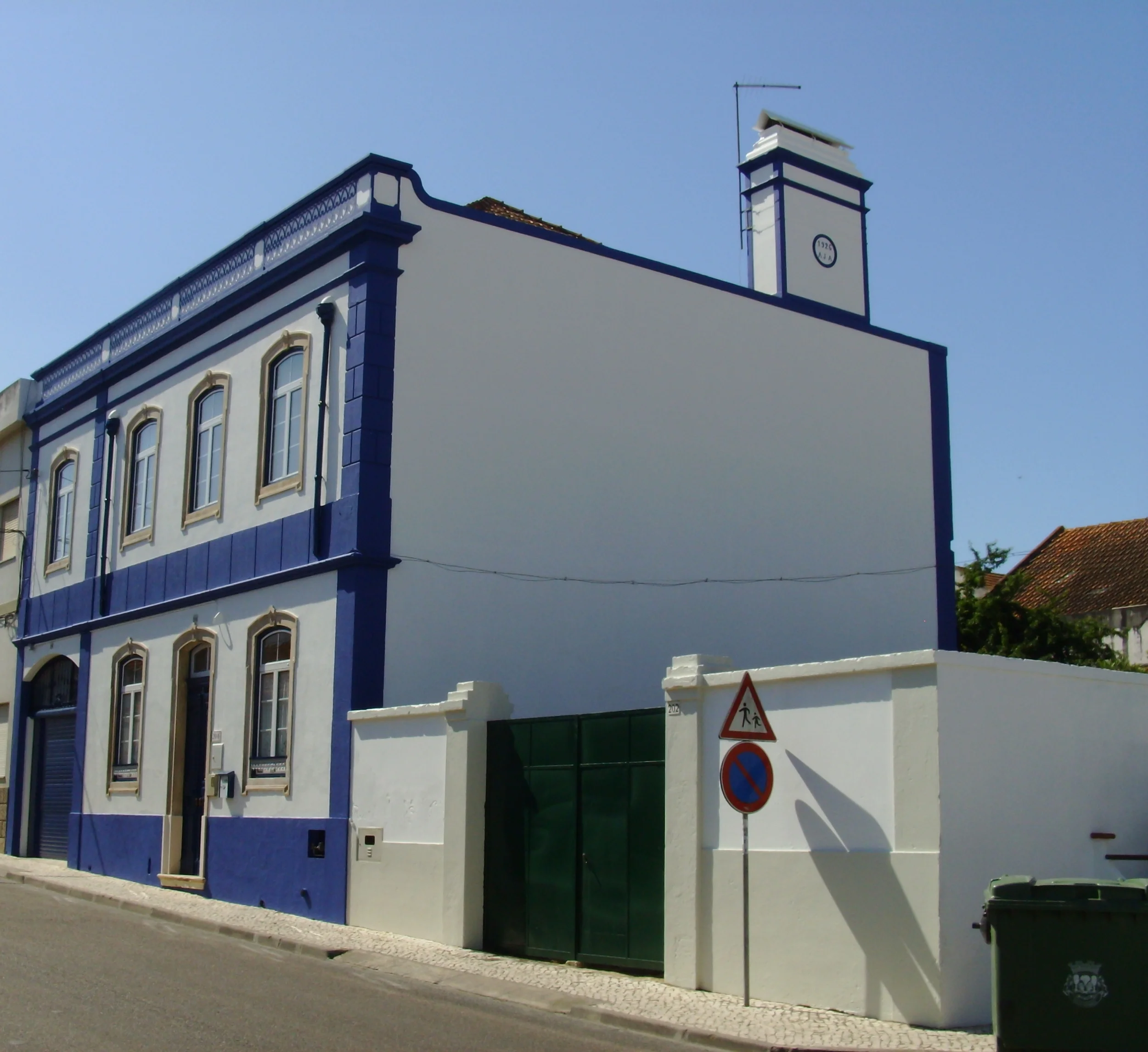 alpifachada2.jpg