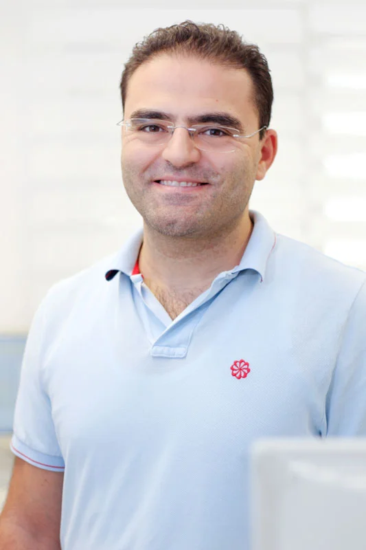 Dr. Yücel
