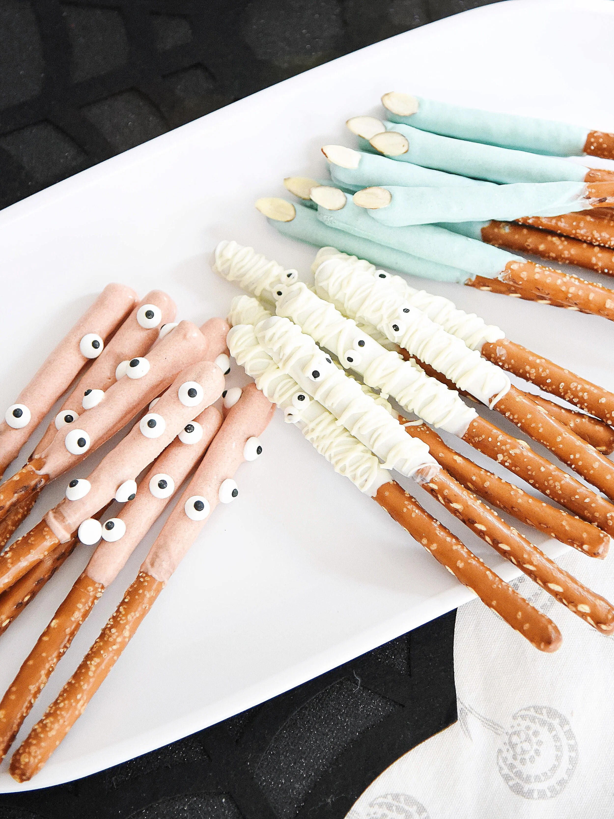 Super Easy Halloween Pretzels — iron & twine