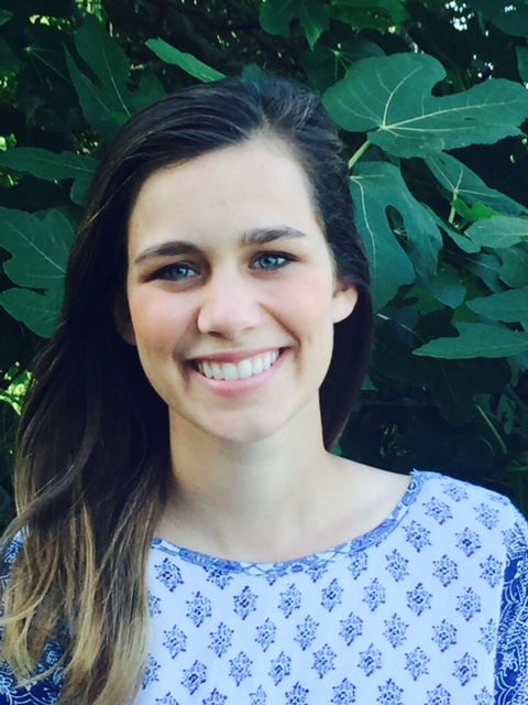 Julia LovettHometown: Wilmington, NCSchool: Rhodes CollegeMajor: Economics; Urban StudiesJob: Crosby ScholarsChurch: Salem Presbyterian"My hope is that I will more deeply understand how to integrate my heart for justice and reconciliation with my vo…