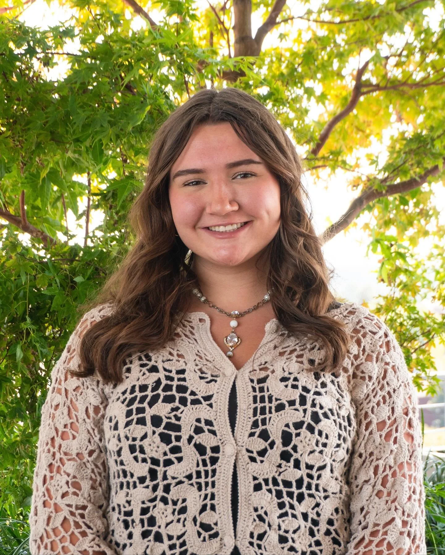 Fellows intro #2&hellip; Meet Ellen Sanders! 

🌞 Ellen is from Franklin, Tennessee 

🌞 She went to Florida State University where she majored in Social Work and also studied Interior Design. 

🌞 Ellen loves creating all types of art, solo travelin