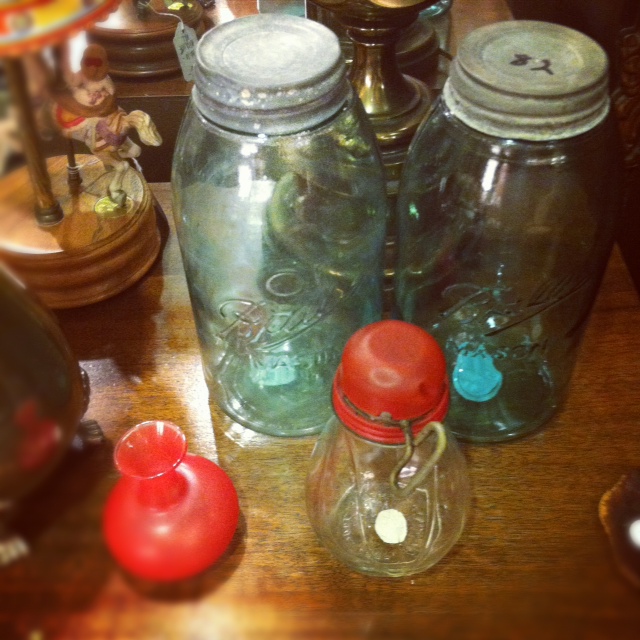 glassjars_21955379831_o.jpg