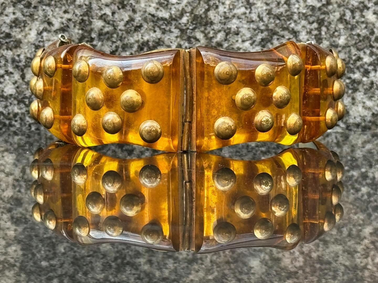 Vintage Bakelite &amp; Brass Bracelet &bull; by Sandor Goldberger &bull; 7&rdquo; x 1 1/2&rdquo; &bull; $250 
&bull;
&bull;
&bull;
&bull;
#goldberger #sandorgoldberger #vintagejewlery #vintagebracelet #bakelitejewelry #bakelite #brass #brassjewlery #