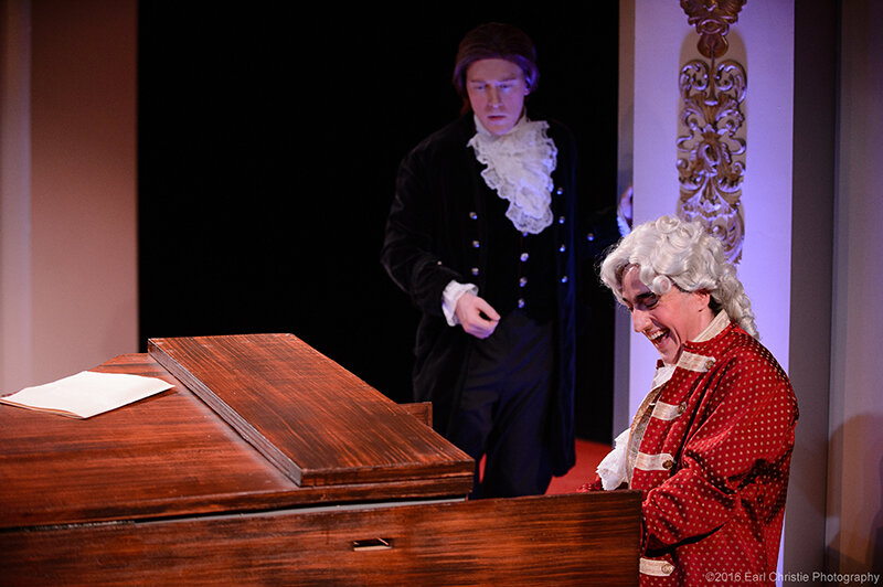 089 Moonbox Amadeus.jpg