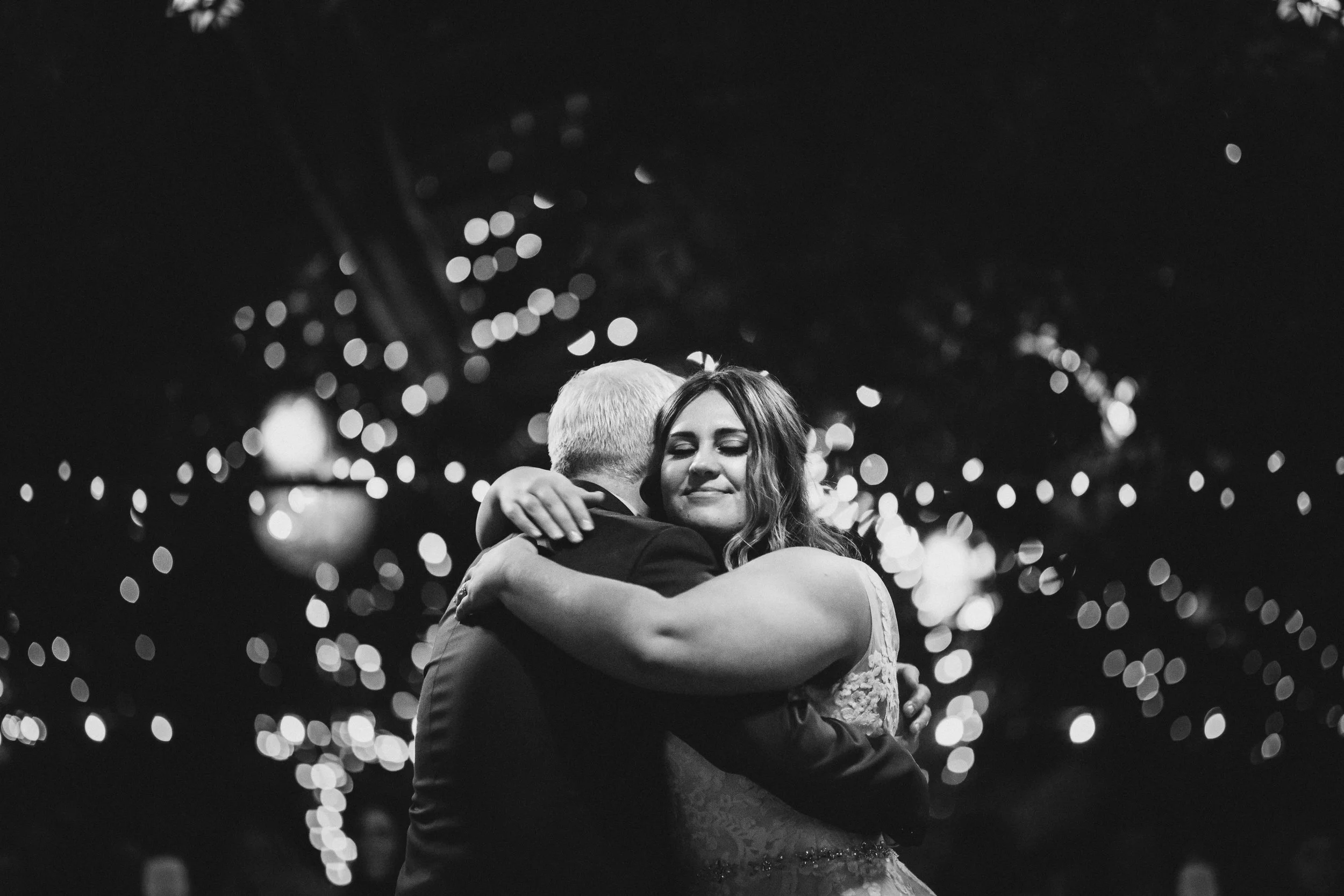 Such a sweet father/daughter dance…