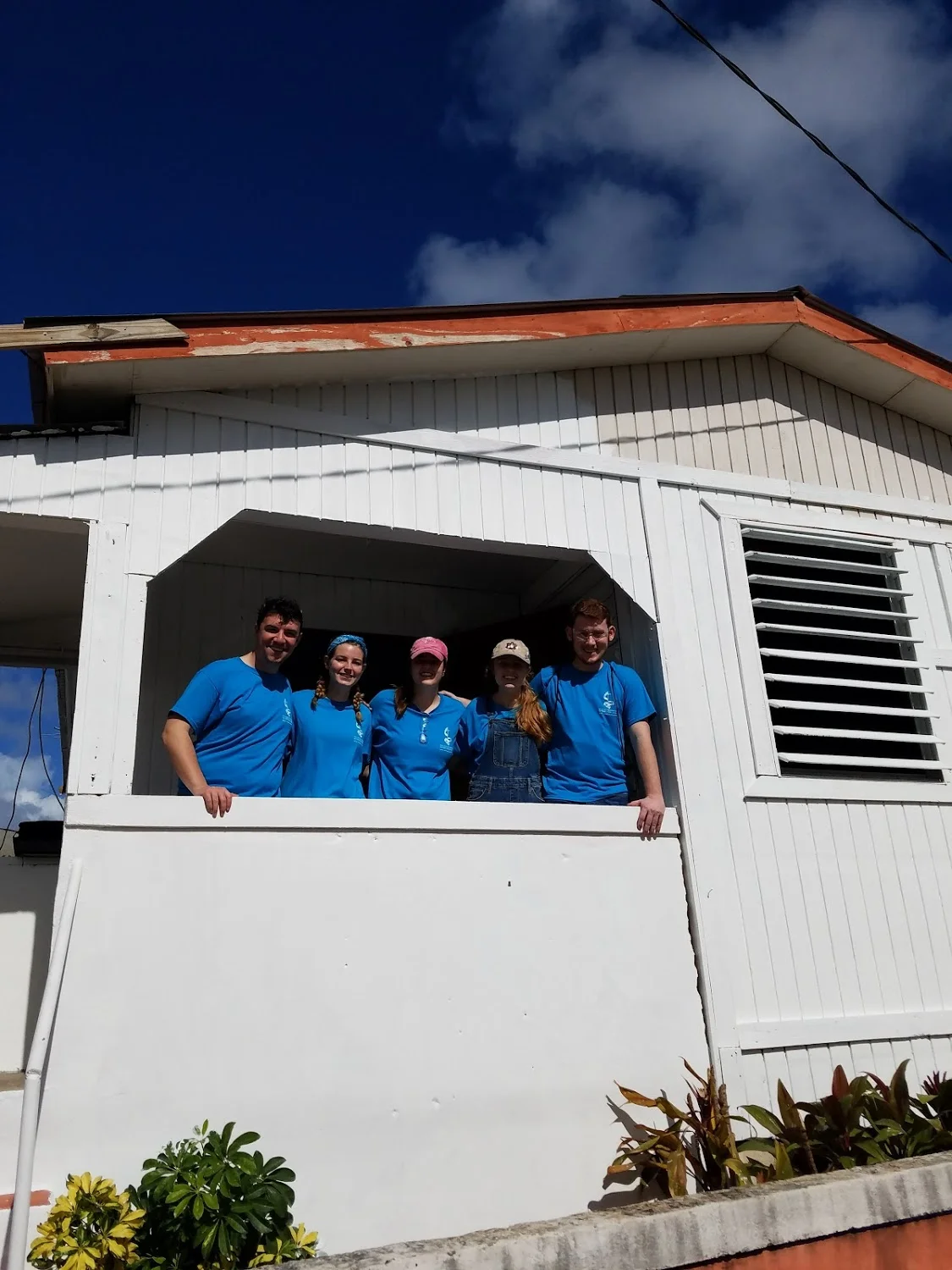 Team 3/ Hot Pants at their site