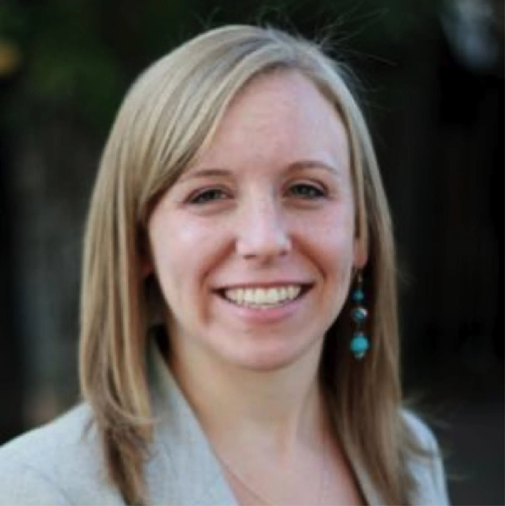 Kelly serves as the Director of Higher Education for Arnold Ventures, a philanthropy dedicated to maximizing opportunity and minimizing injustice. In this role, Kelly oversees Arnold Ventures’ investments in creating lasting policy change in higher education. Prior to Arnold Ventures, Kelly worked for The Education Trust, a nonprofit advocacy organization as the director of government affairs where she advocated for educational equity and justice at the federal and state level. Kelly has also served in similar roles at Stand for Children Arizona and Teach For America-Phoenix. Kelly began her career as a middle school English teacher in the School District of Philadelphia. A native of North Carolina, Kelly holds a master’s degree from the University of Pennsylvania in education, and a bachelor’s degree in political science from Wake Forest University.