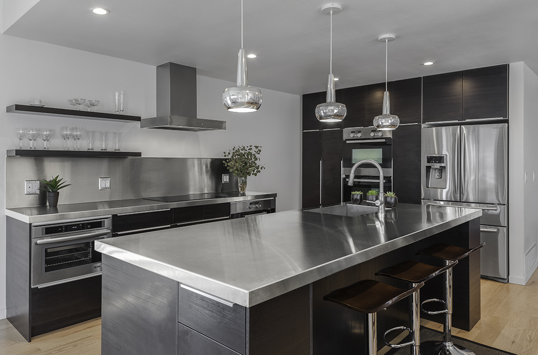 GRAPE AVENUE: INTERIOR RENOVATION