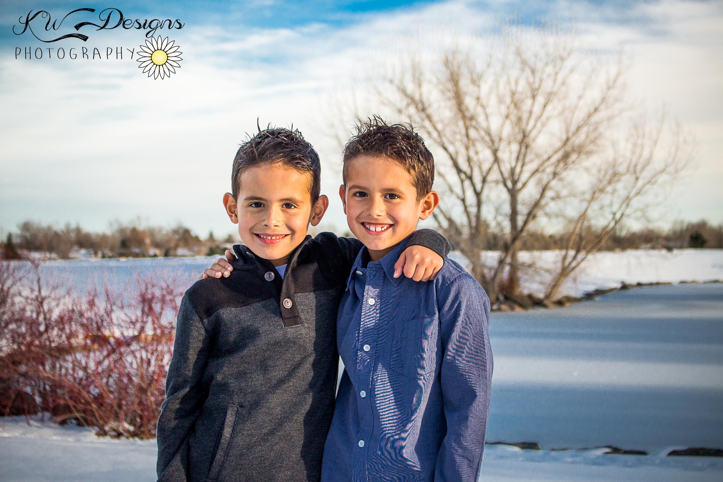 Sibling Photographey Lakewood Colorado Denver Colorado Family Photography.jpg