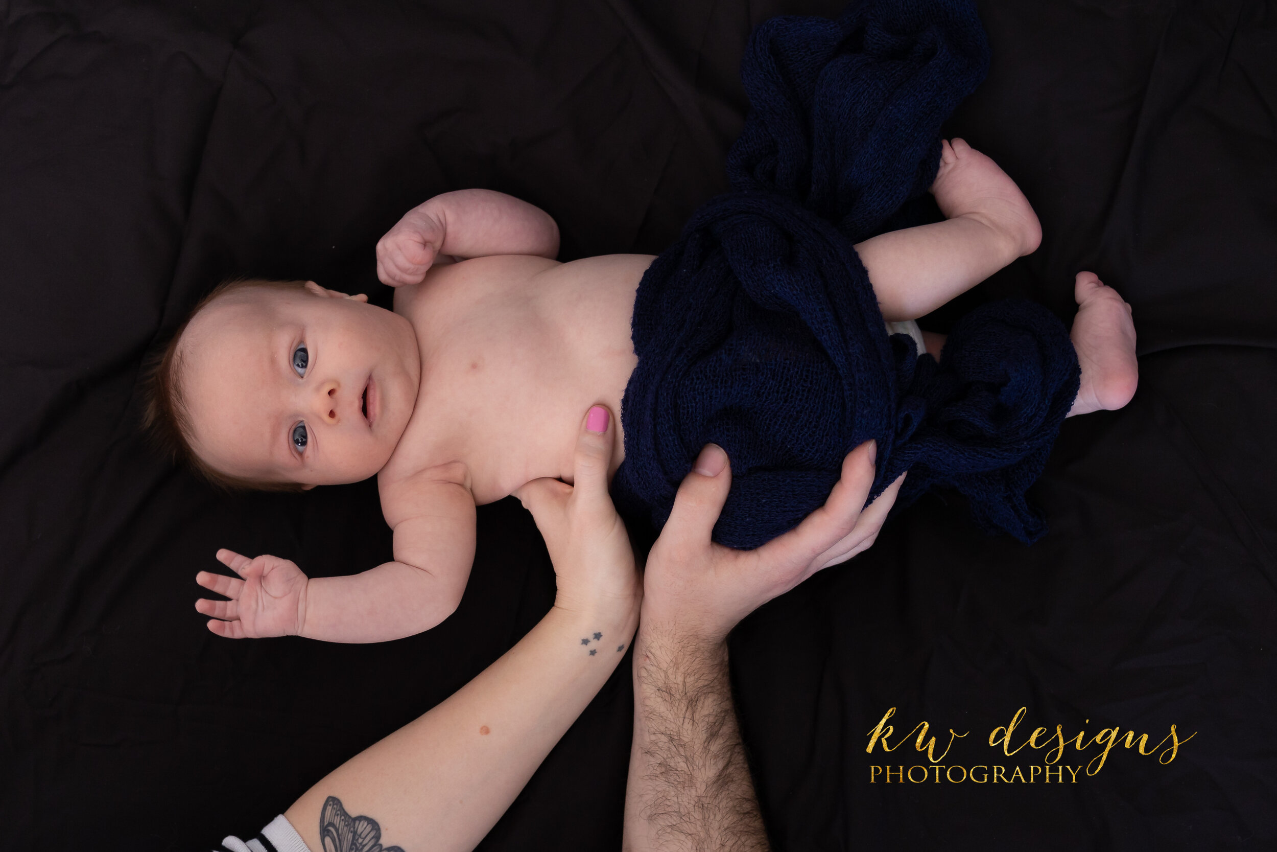 Hugo Newborn Studio Session LOGO-6.jpg