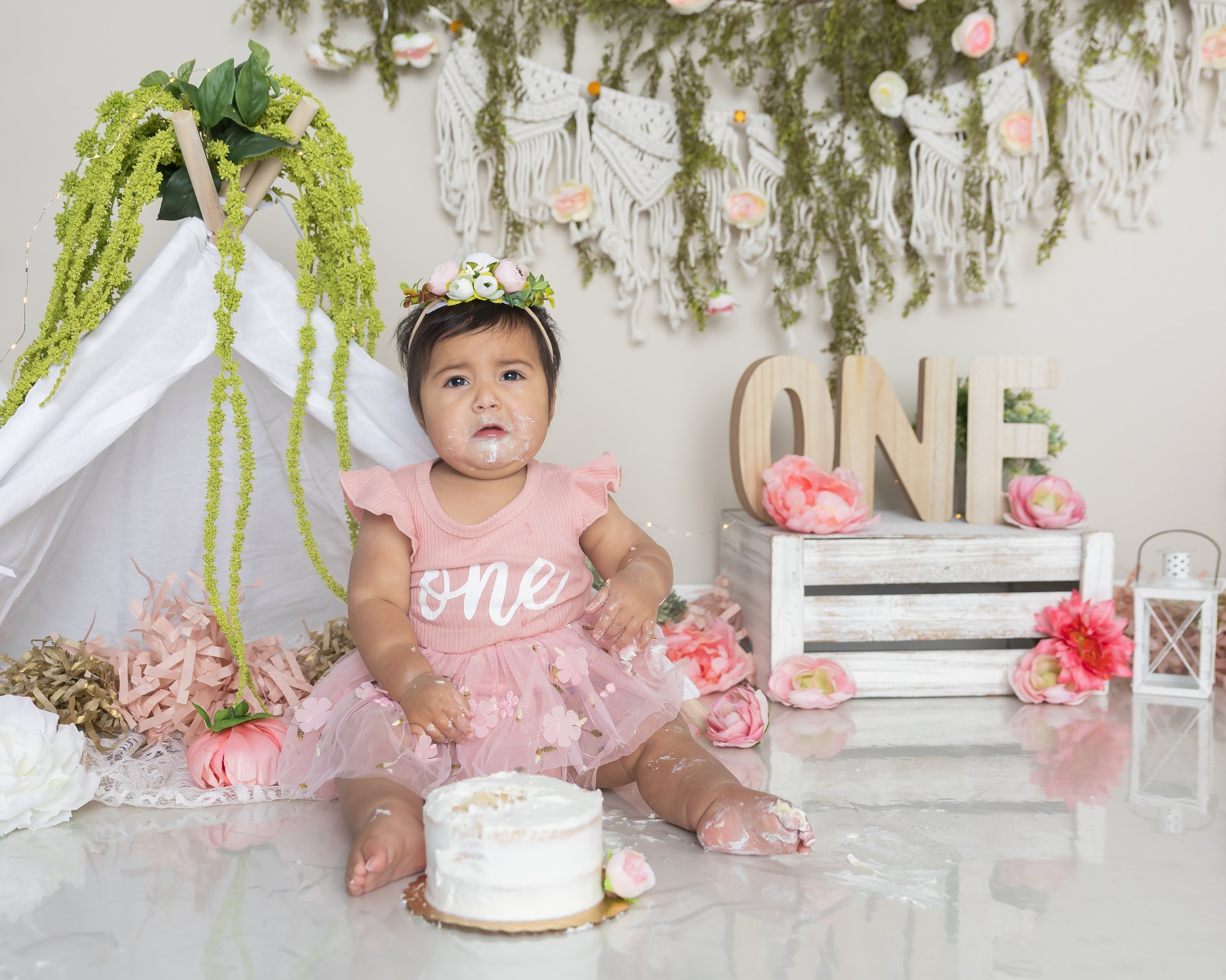 Emilia's Cake Smash-47.jpg