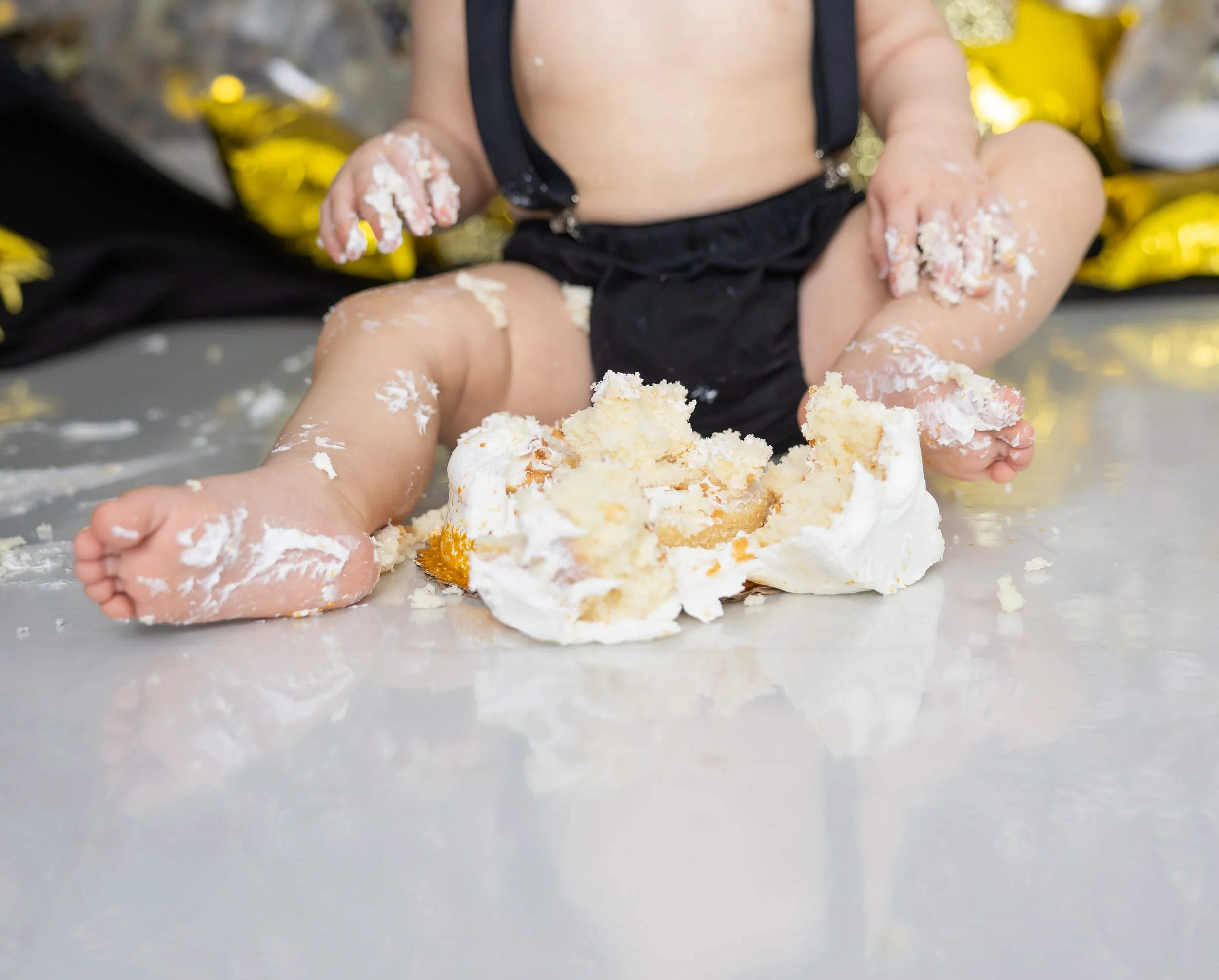 Logan Cake Smash-42.jpg