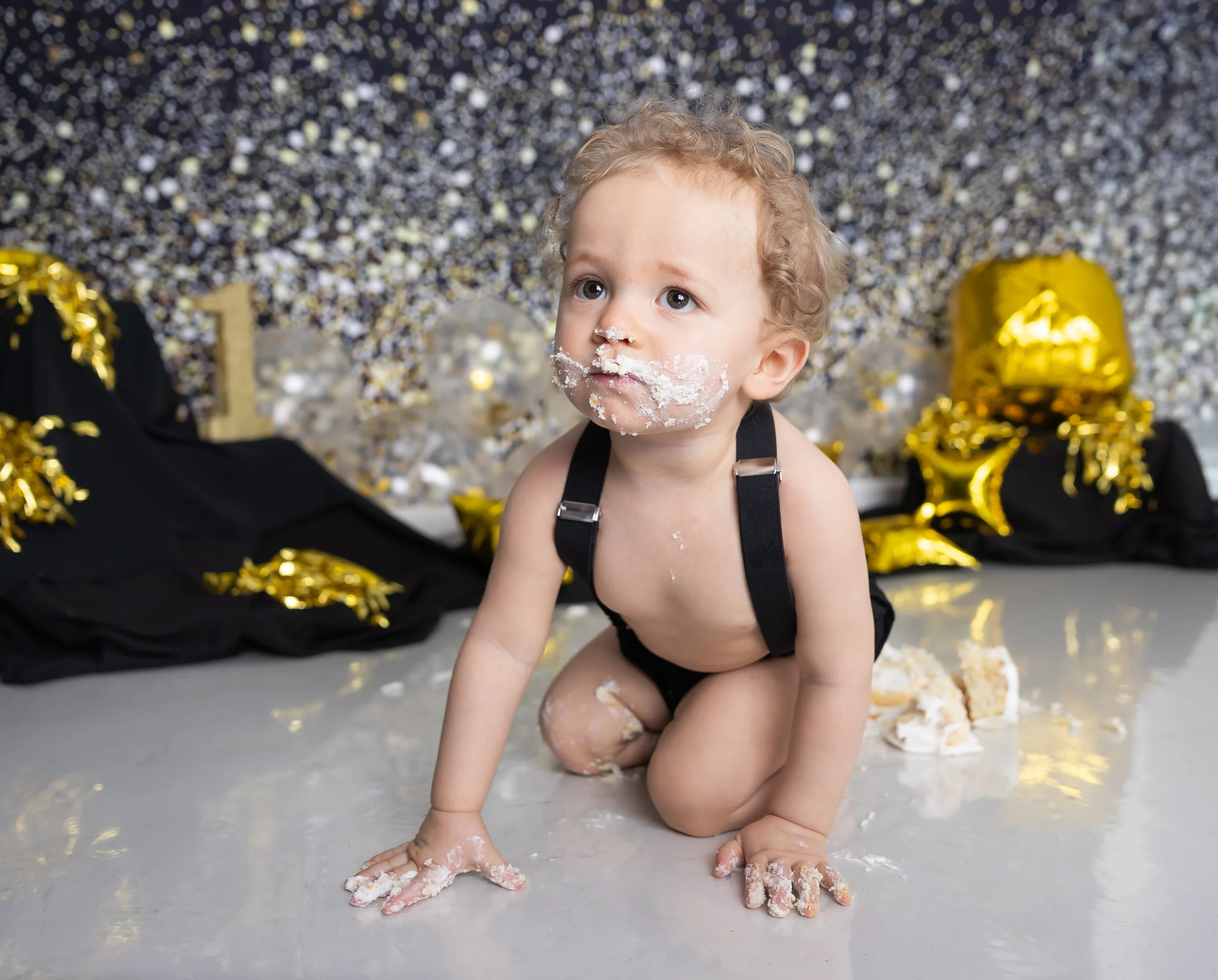 Logan Cake Smash-45.jpg