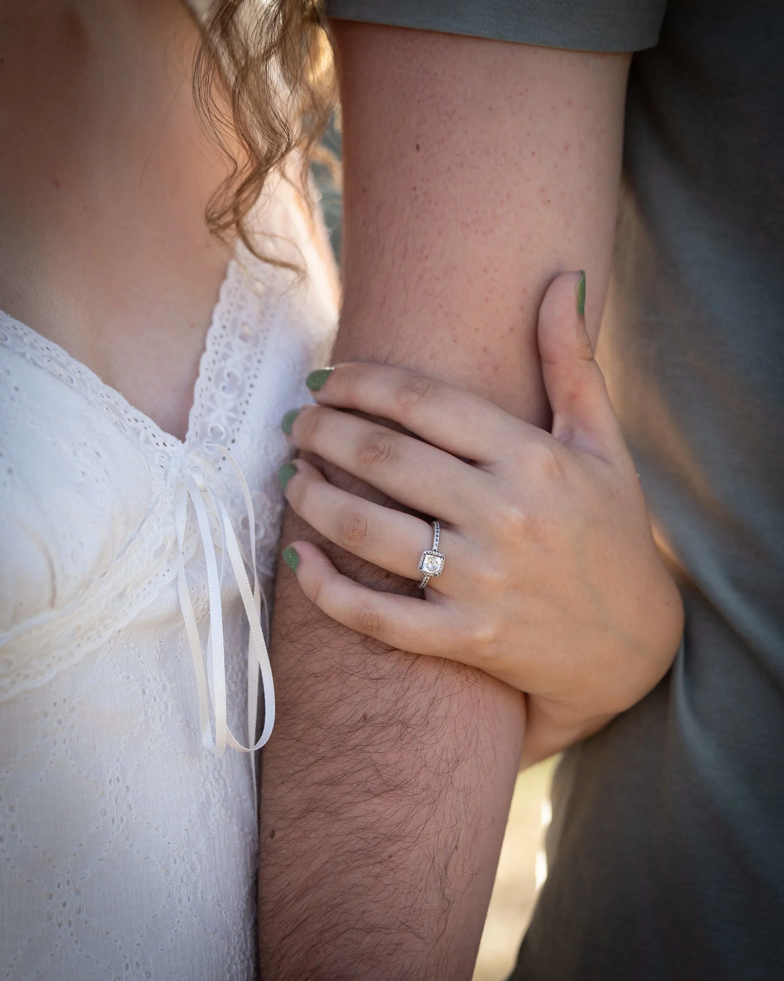 Larissa & Alex Engagements-3.jpg