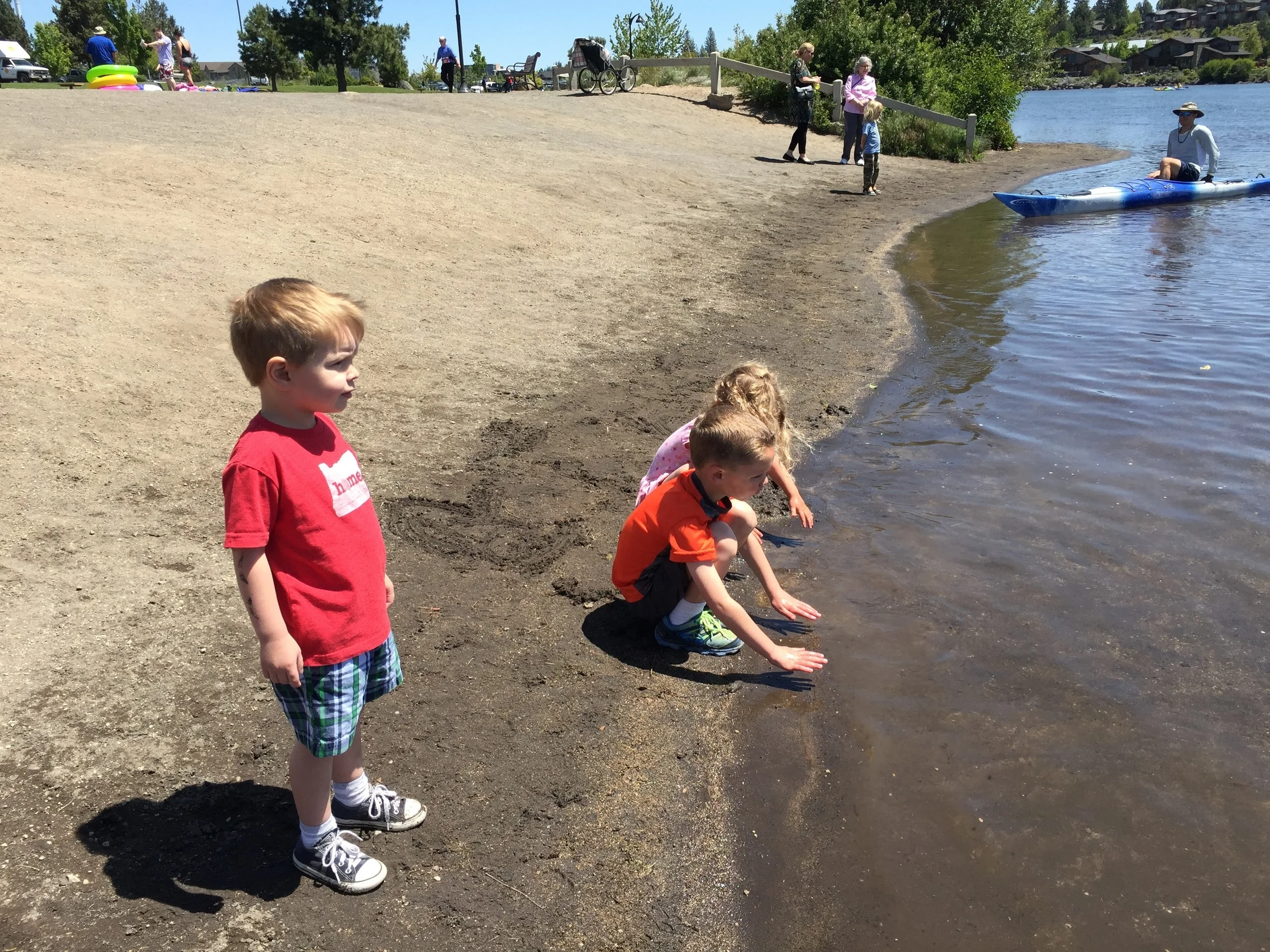 Someday soon, I write a nice rant about how vacation isn't really vacation when you have little kids at home, but today I'm thinking about vacation time and all those dedicated coworkers of mine. 