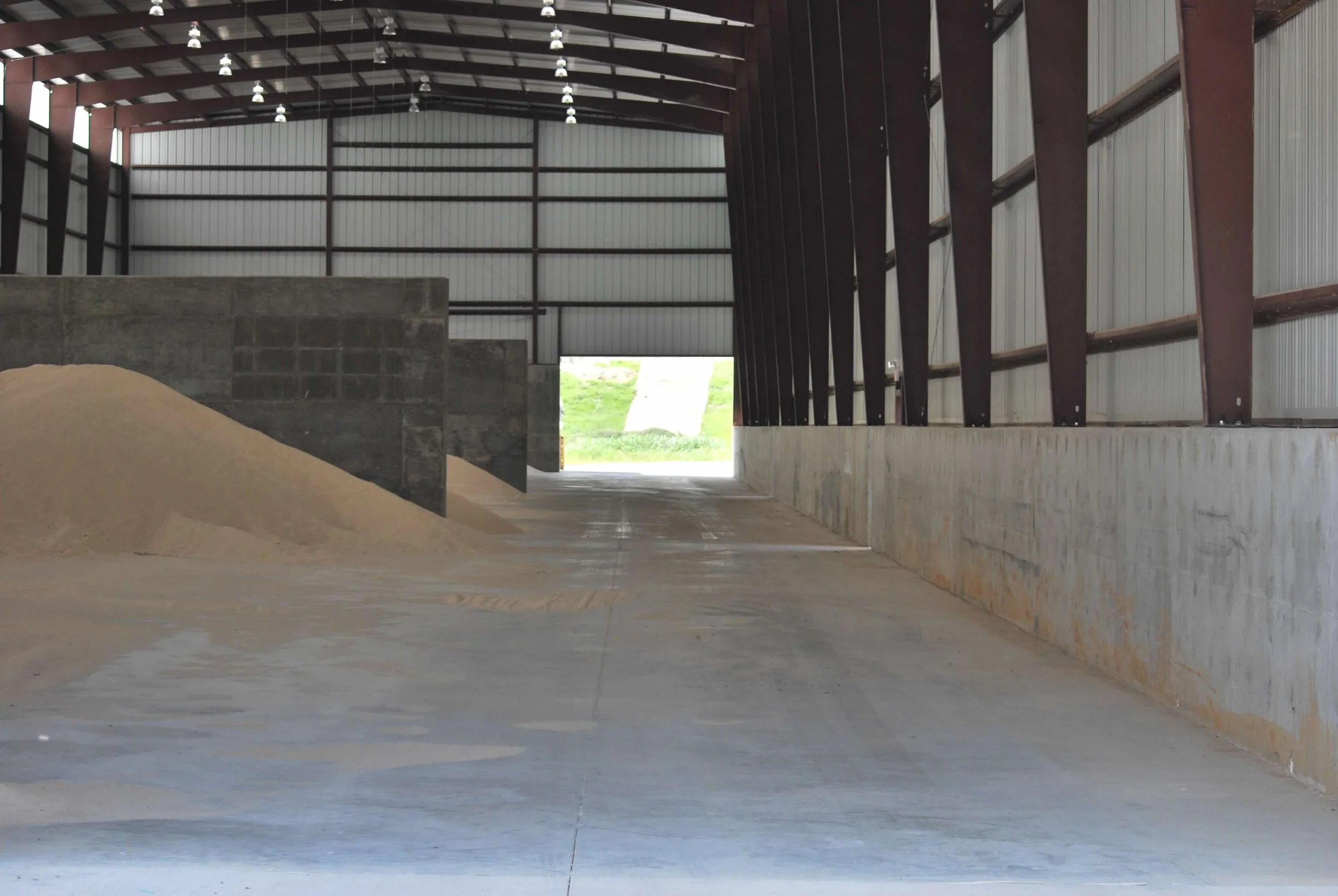 Frack Sand Distributorship    Natchez, MS    Stubbs NK Contractors, LLC   2013