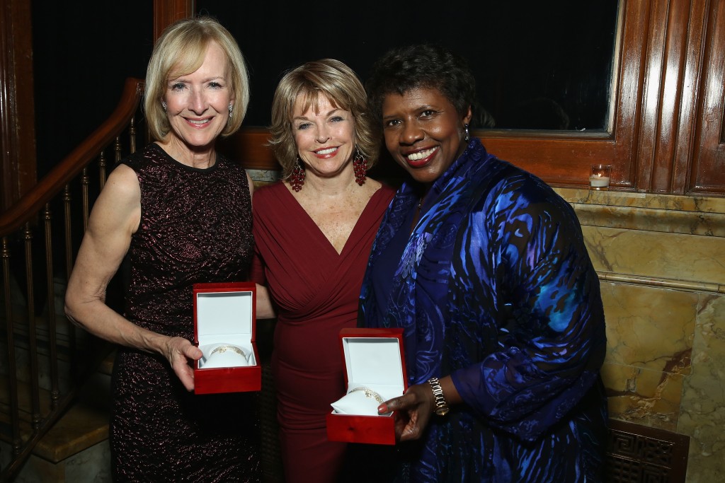 (l-r) PBS NewsHour's Judy Woodruff, Pat Mitchell and Gwen Ifill at the 2015 Women's Media Center Awards.