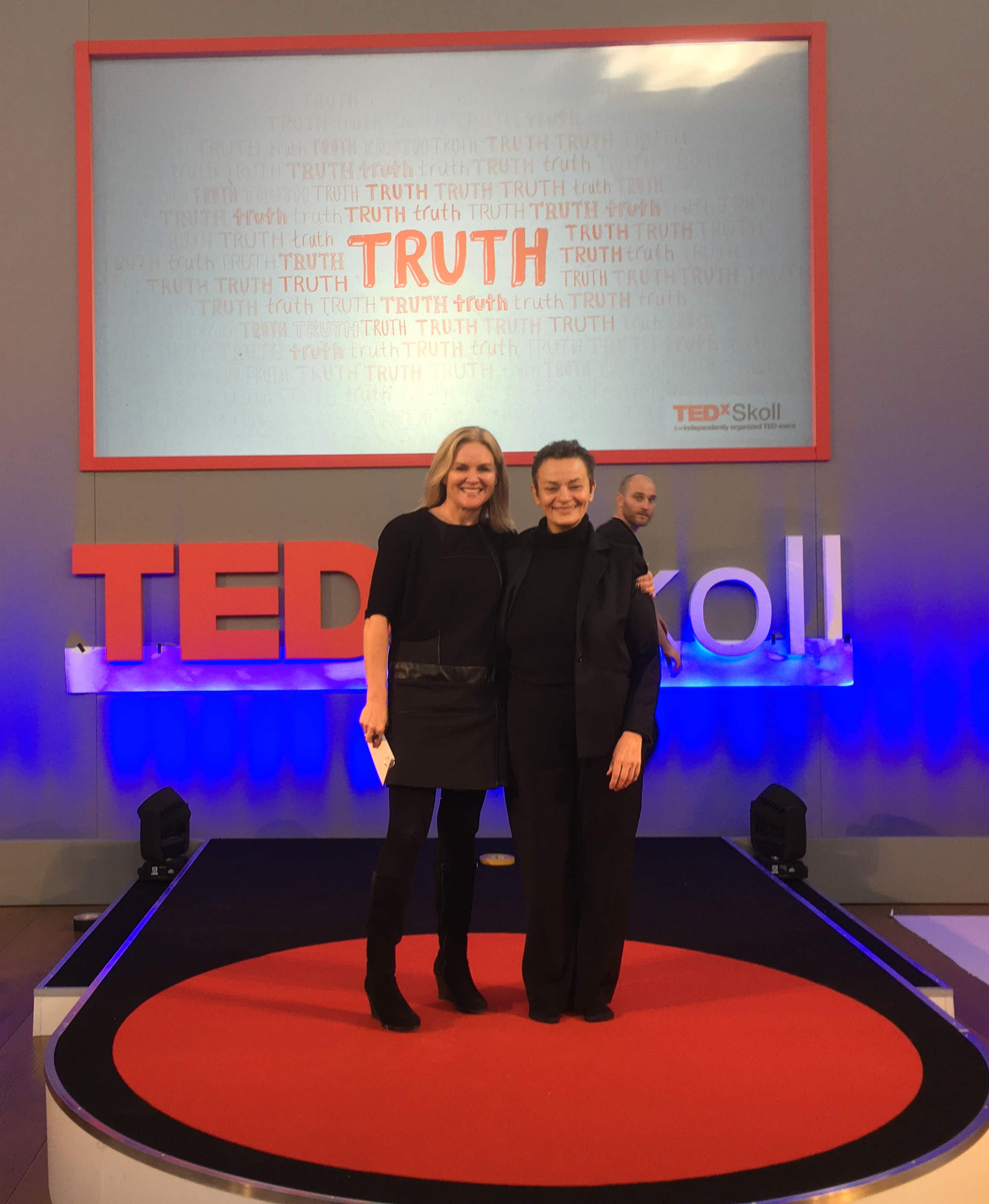 (l-r) TEDxSkoll organizer Antonella Broglia and Renee Kaplan at the Sheldonian Theatre.