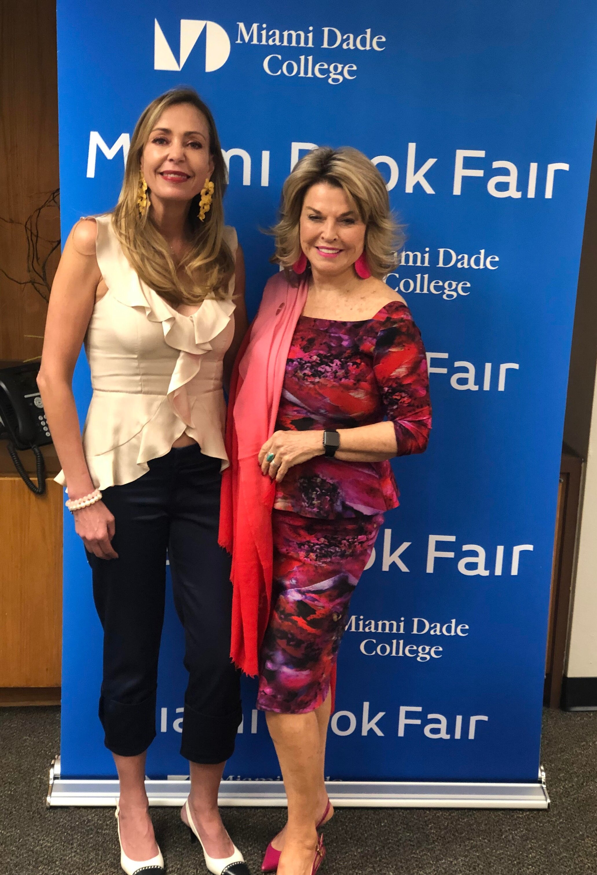  At Miami Book Fair in conversation with Catalina Escobar, founder of&nbsp;Fundación Juanfe 
