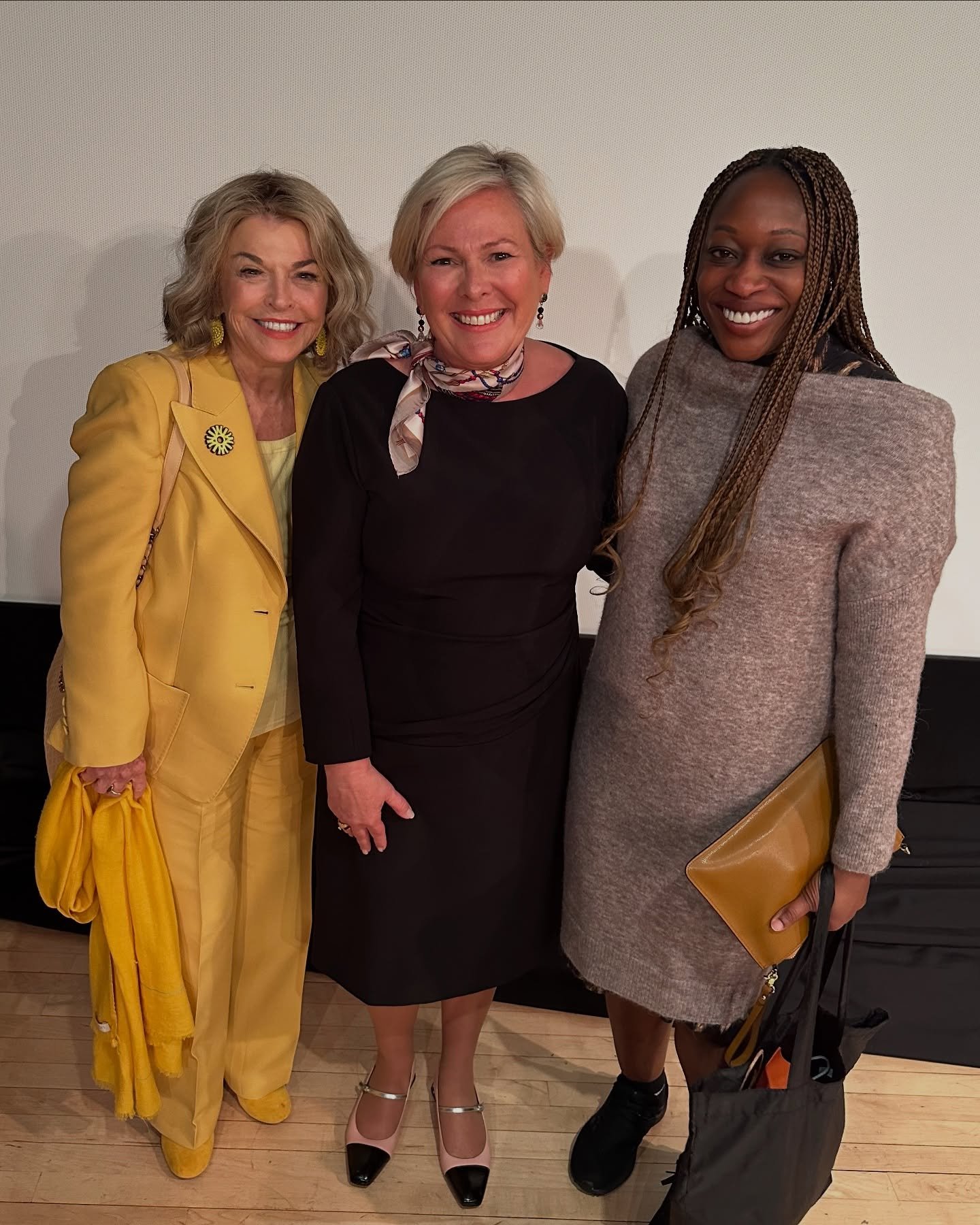 So thrilled to talk with President of Iceland Halla T&oacute;masd&oacute;ttir in a fireside chat at a screening of the film &ldquo;The Day Iceland Stood Still&rdquo; at the Scandinavia House in NYC yesterday. 

📸 with @hallatomas and @hafsatkind 

#