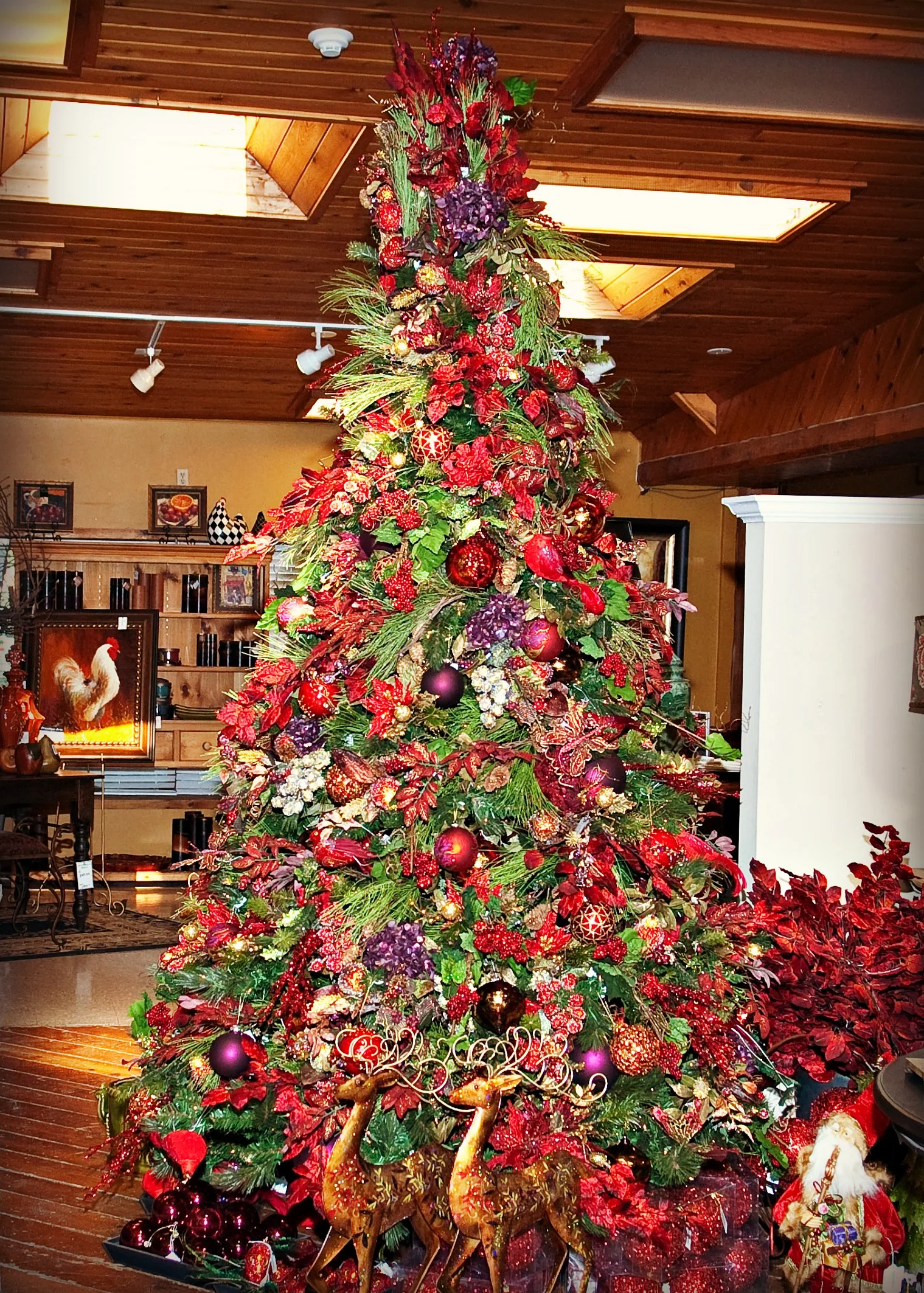 Purple and Red Rich Christmas Tree DKdekor.jpg
