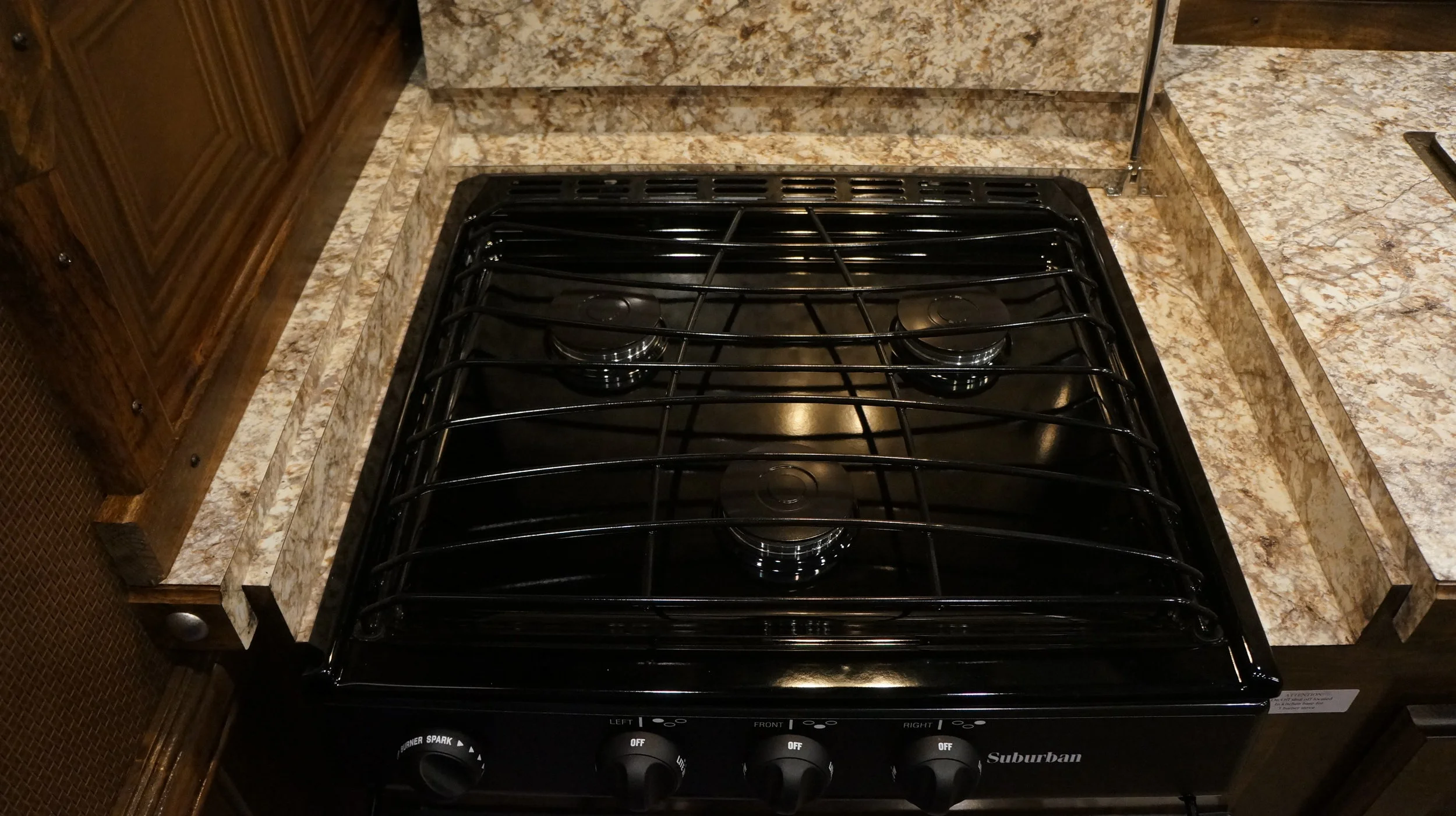 Recessed 3-Burner Cooktop