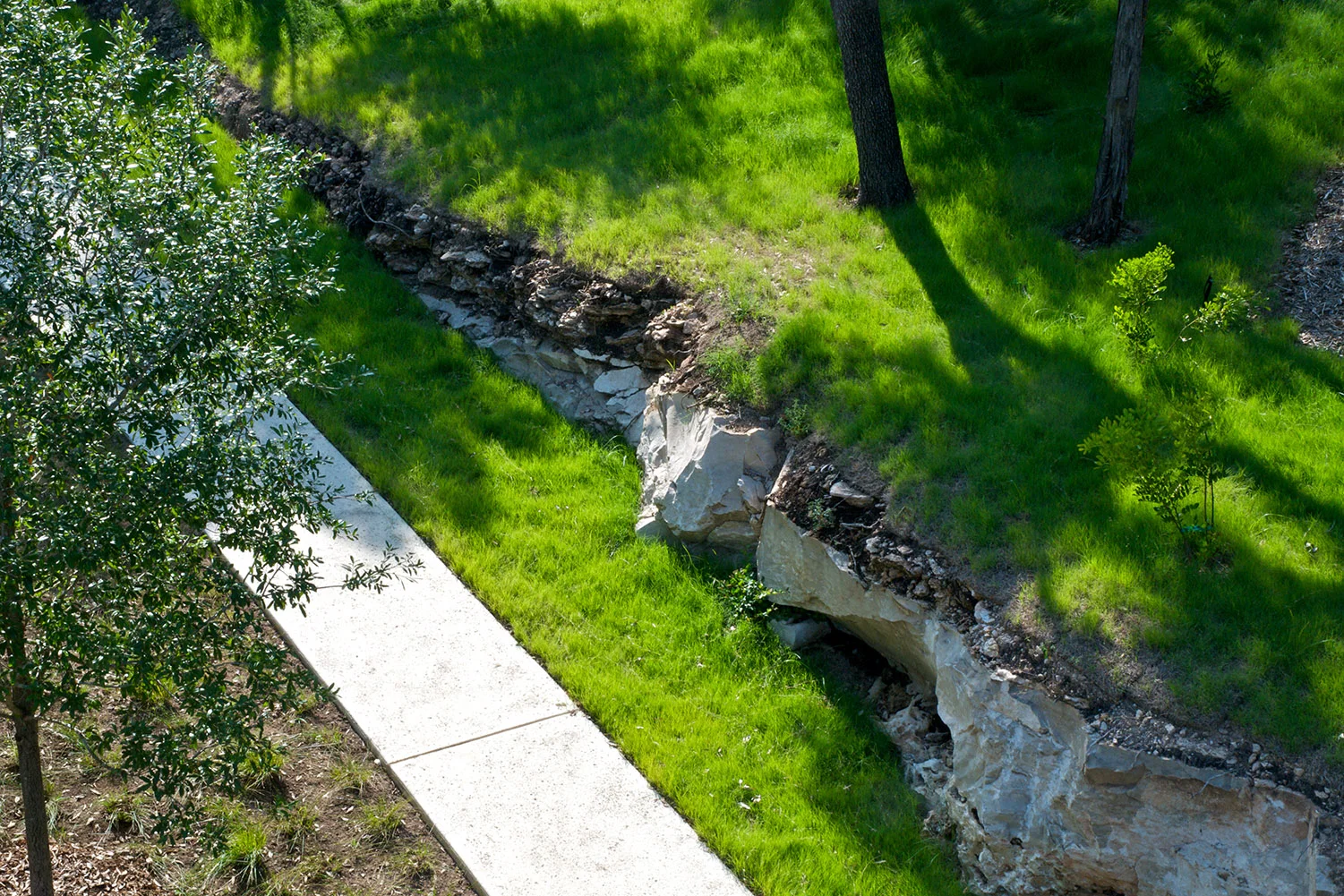 1001 h_521-02_2048.jpg