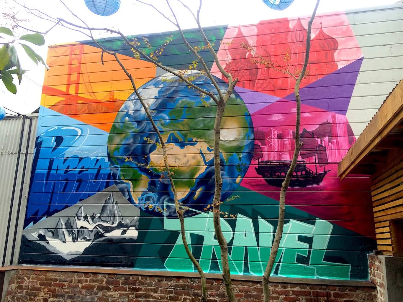 Commissioned Office Mural "Passion for Travel" for Bluesmart | SOMA San Francisco USA, 2015
