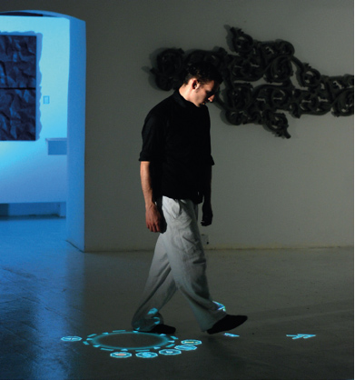 Digital_signage_floor.jpg