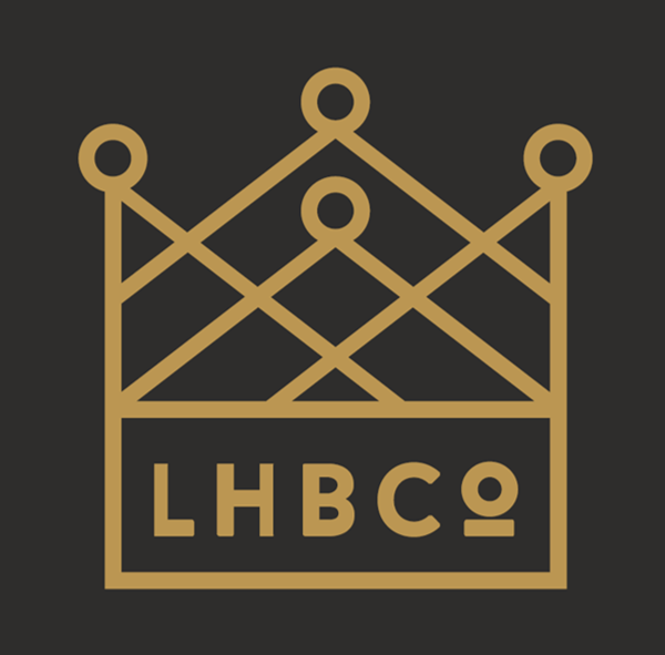 894885971.lhbco.square.crown.on.black.png