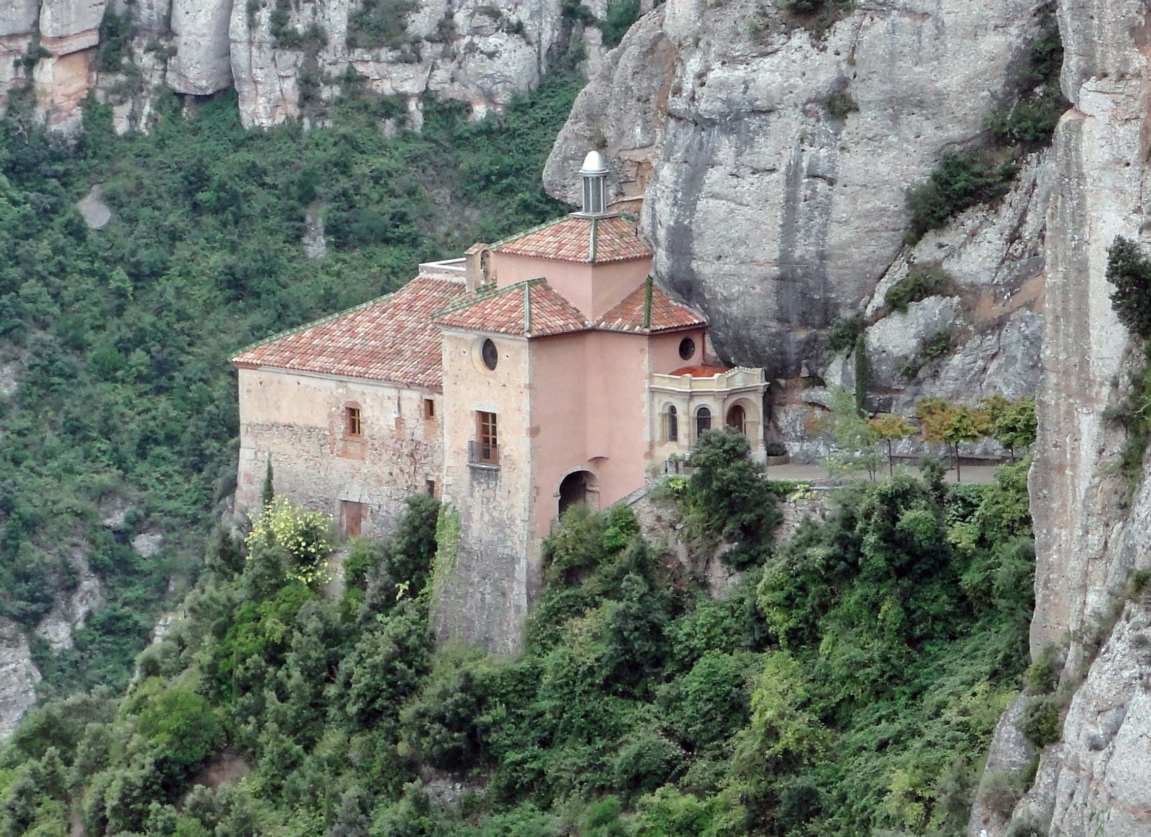 Santa Cova 전경