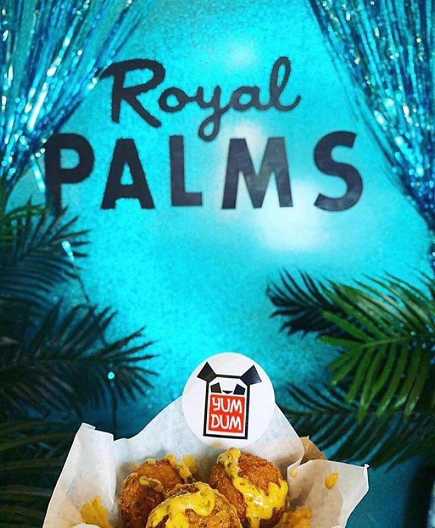 Remember fun? Well it&rsquo;s back and it&rsquo;s at Royal Palms&hellip;and so are the Kimcheesy Rice Balls from 6-9p tonight👑🌴🍻🥟

📍 Royal Palms Shuffleboard - 1750 N Milwaukee
⏰ 6p-9p Monday 6/21-Thursday 6/24