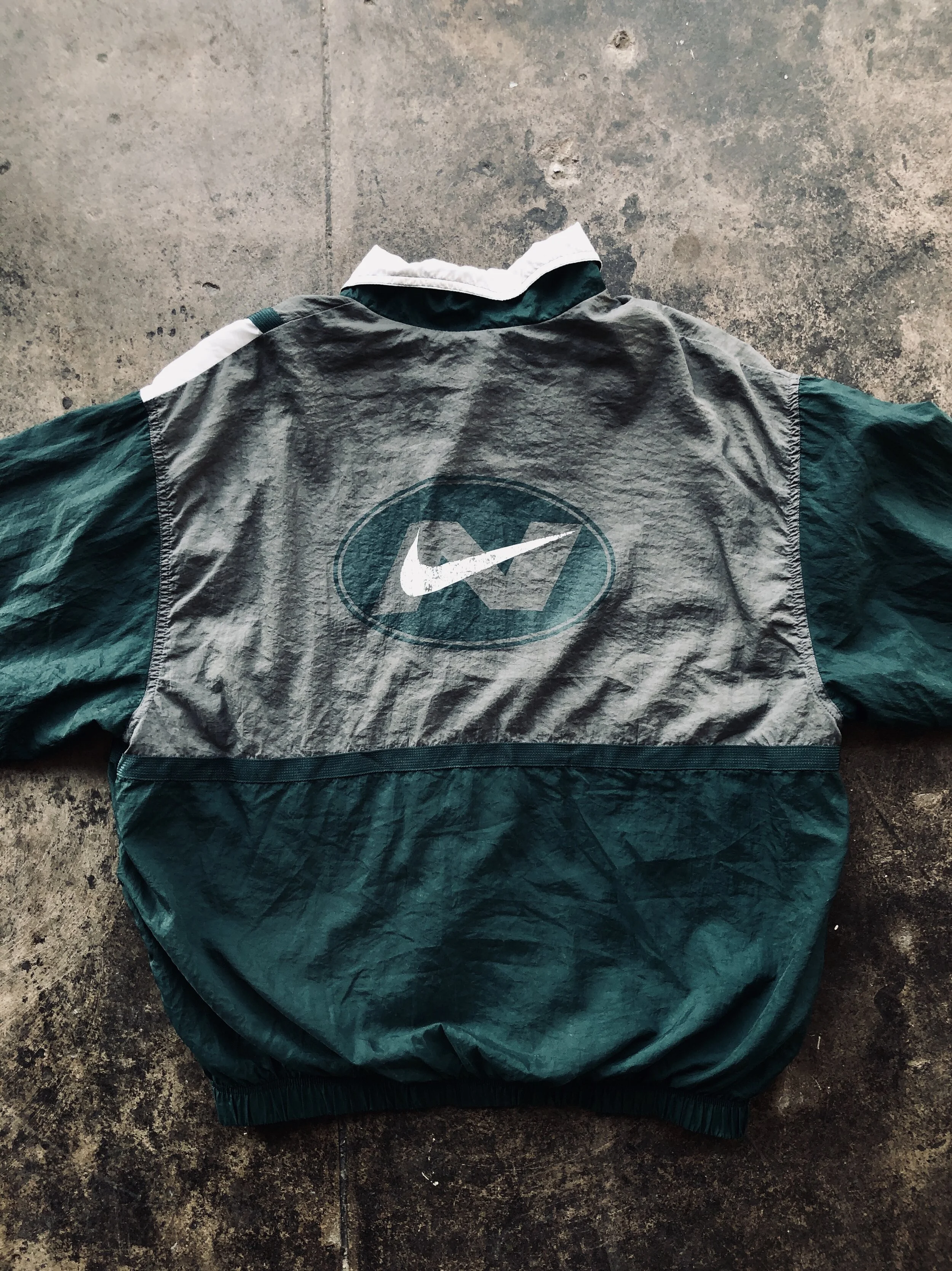 3D8317B5-8004-407A-A31A-AC5D5E9E4D40